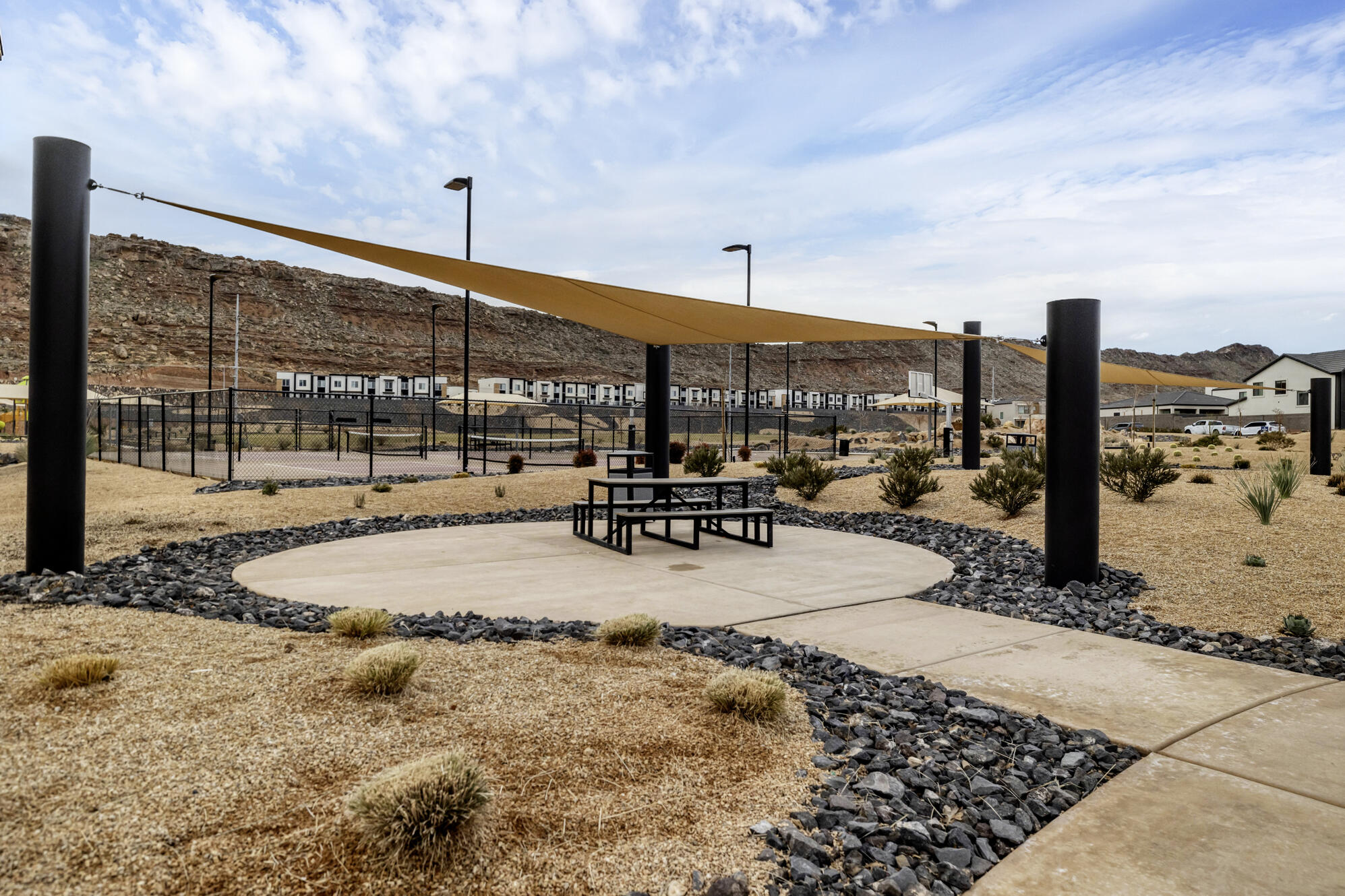 LABYRINTH PT AT LG VALLEY - Residential