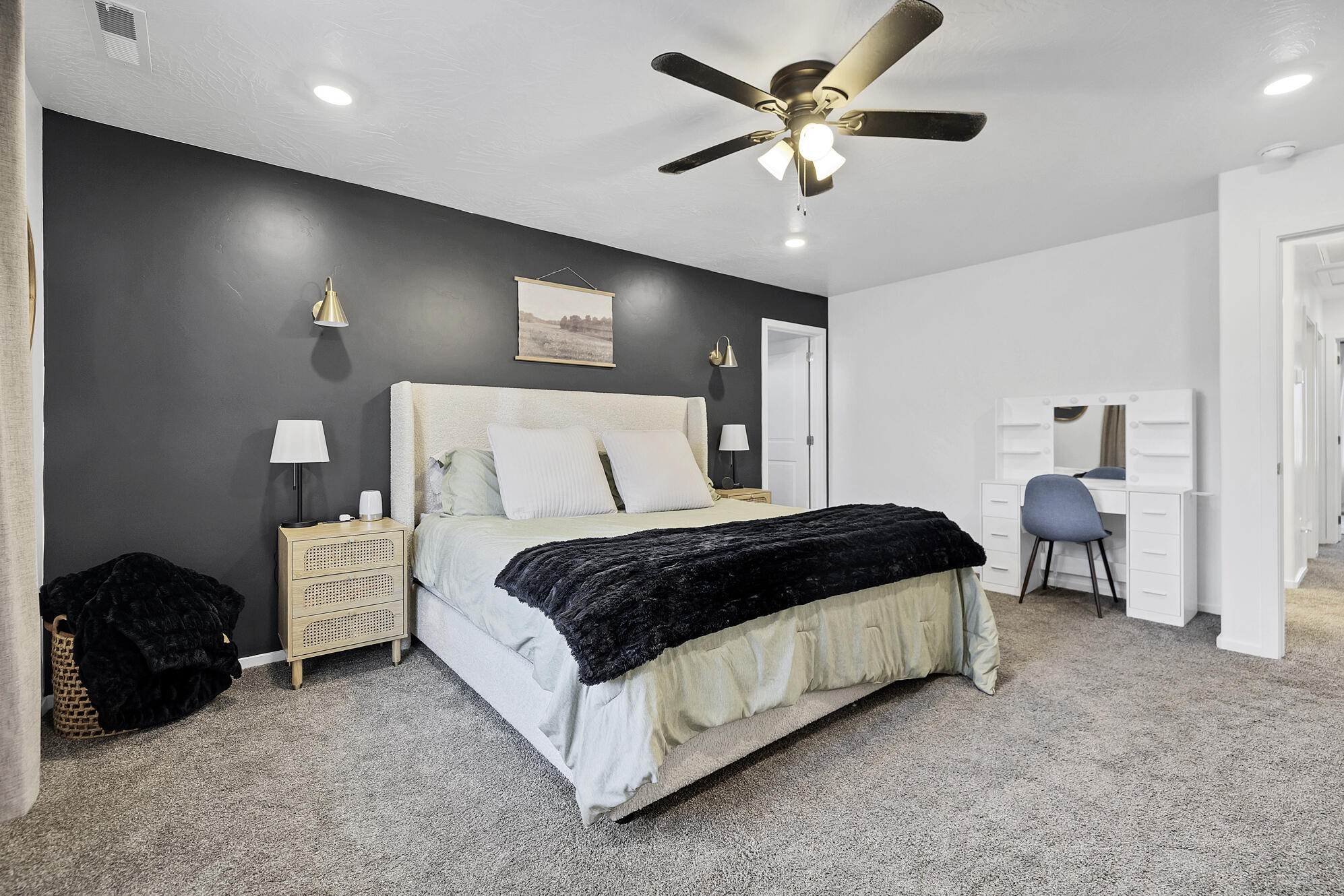 LABYRINTH PT AT LG VALLEY - Residential