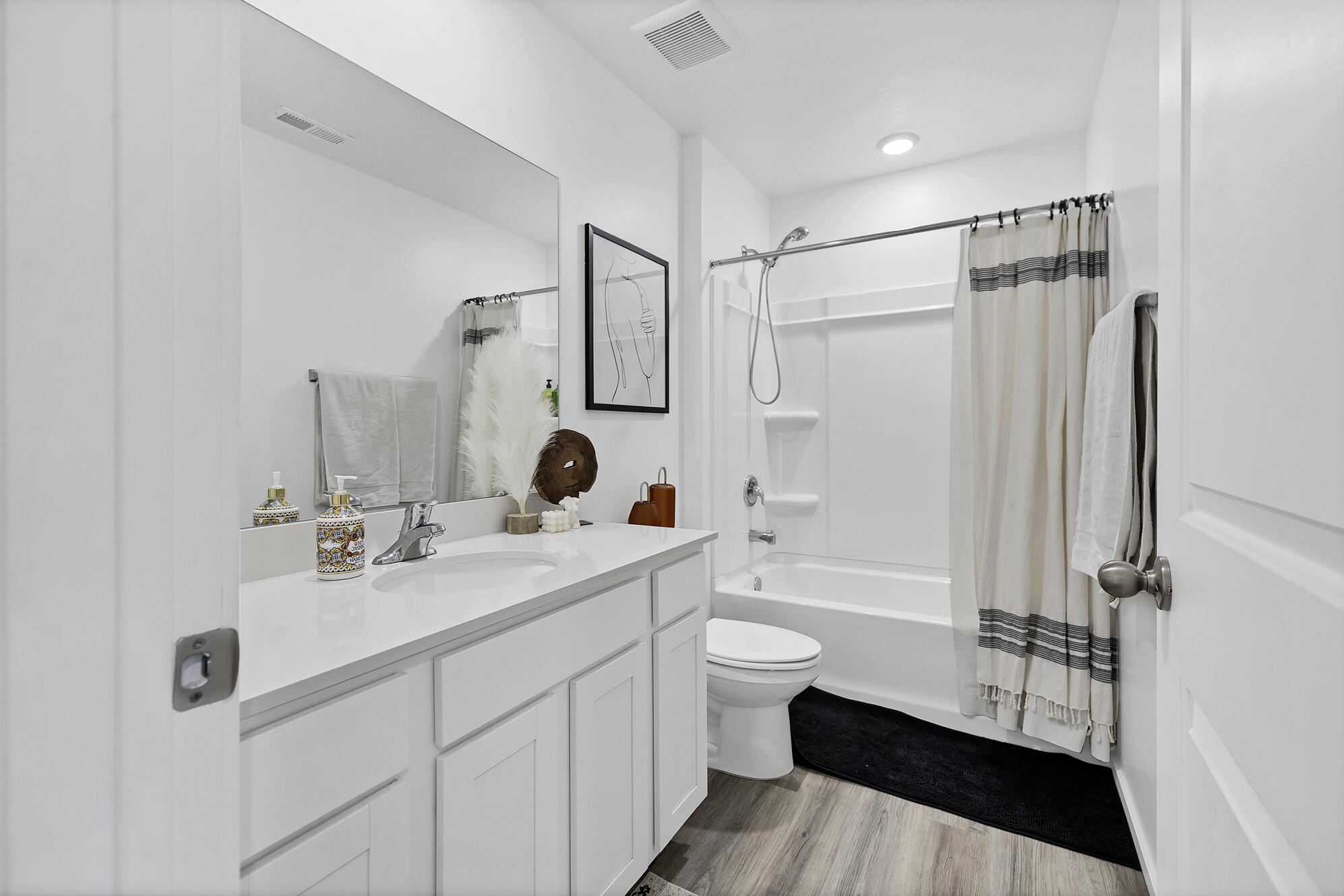 LABYRINTH PT AT LG VALLEY - Residential