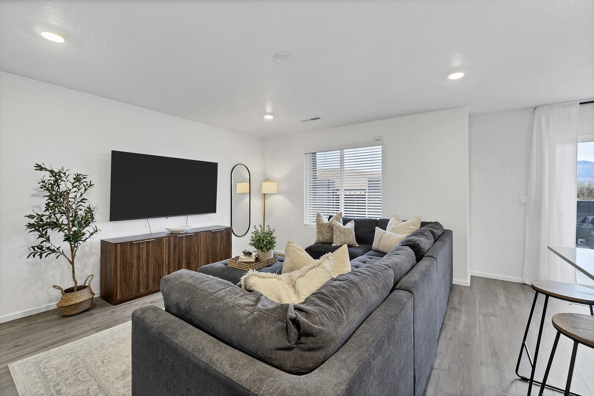 LABYRINTH PT AT LG VALLEY - Residential