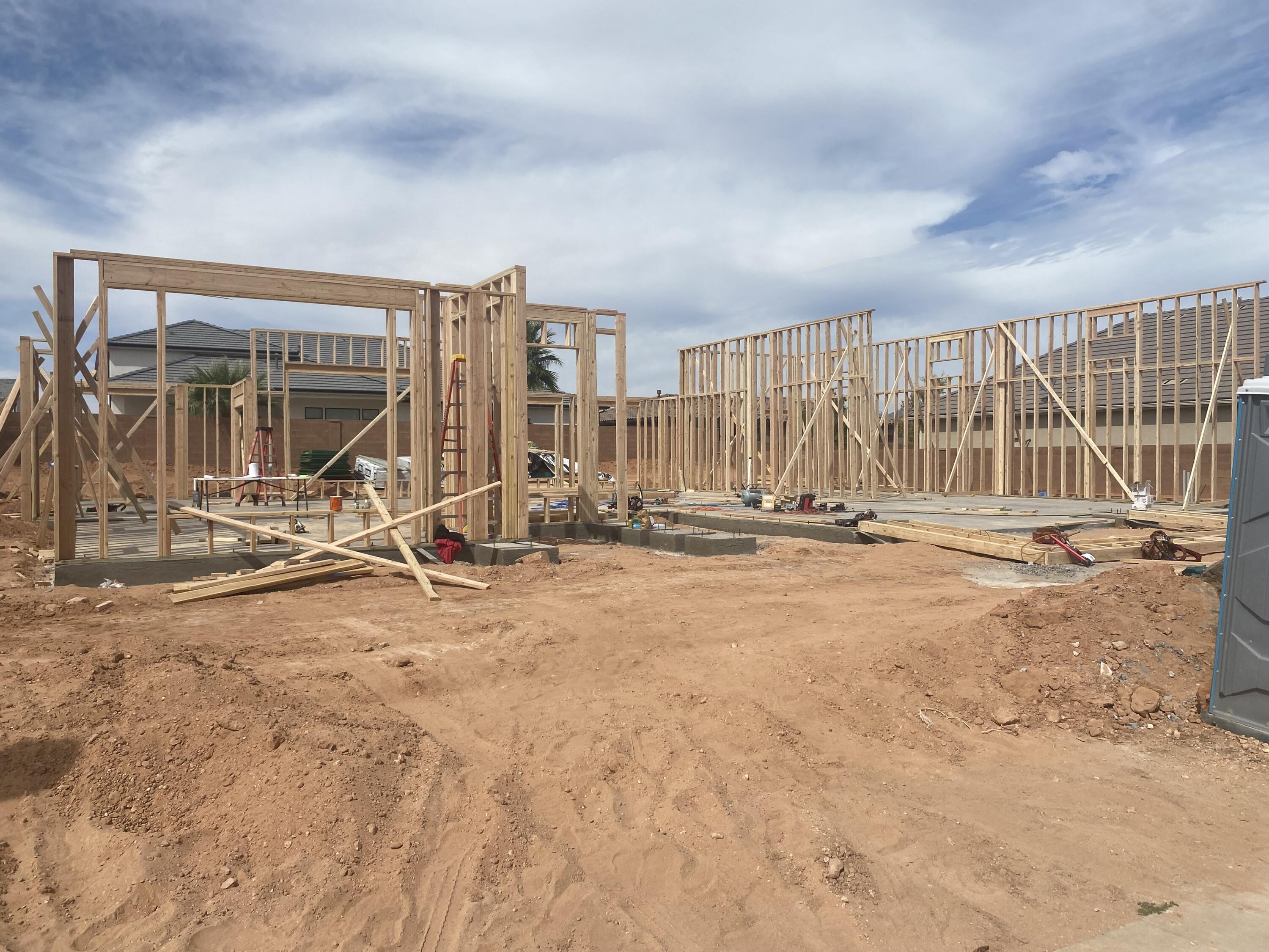 DIXIE SPRINGS - Residential