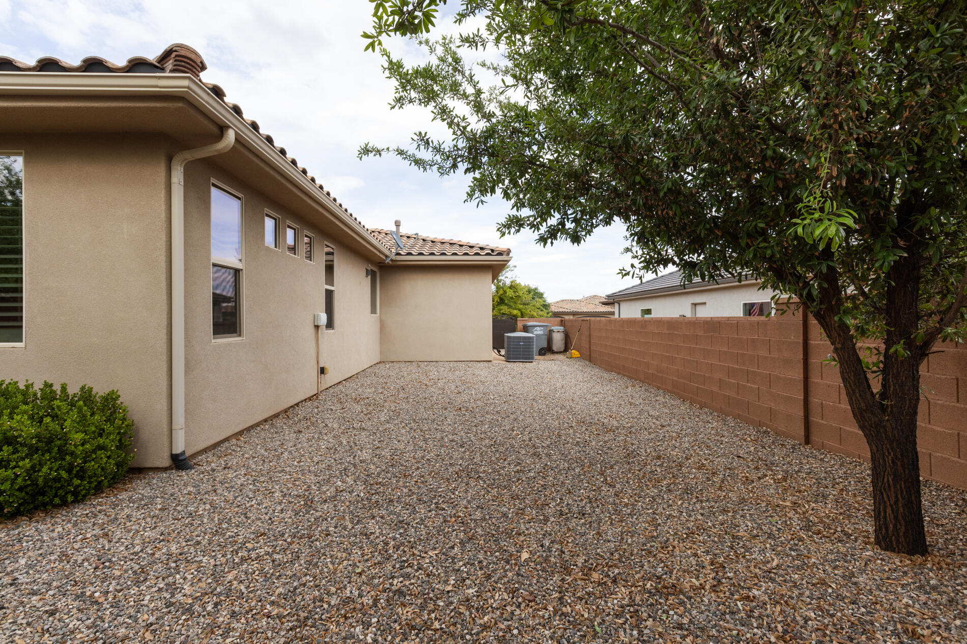 BELLA SOL AT SANTA CLARA - Residential