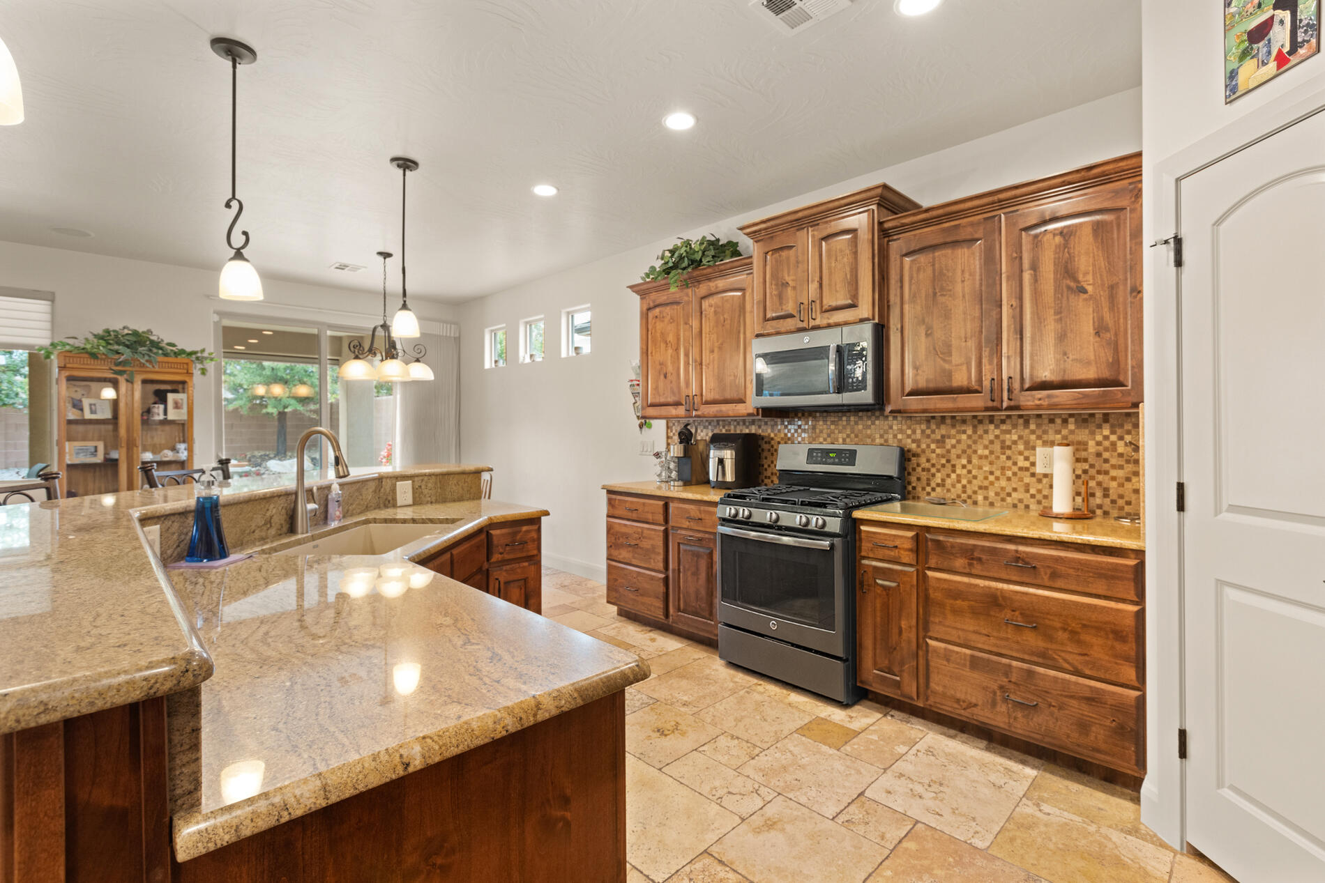 BELLA SOL AT SANTA CLARA - Residential