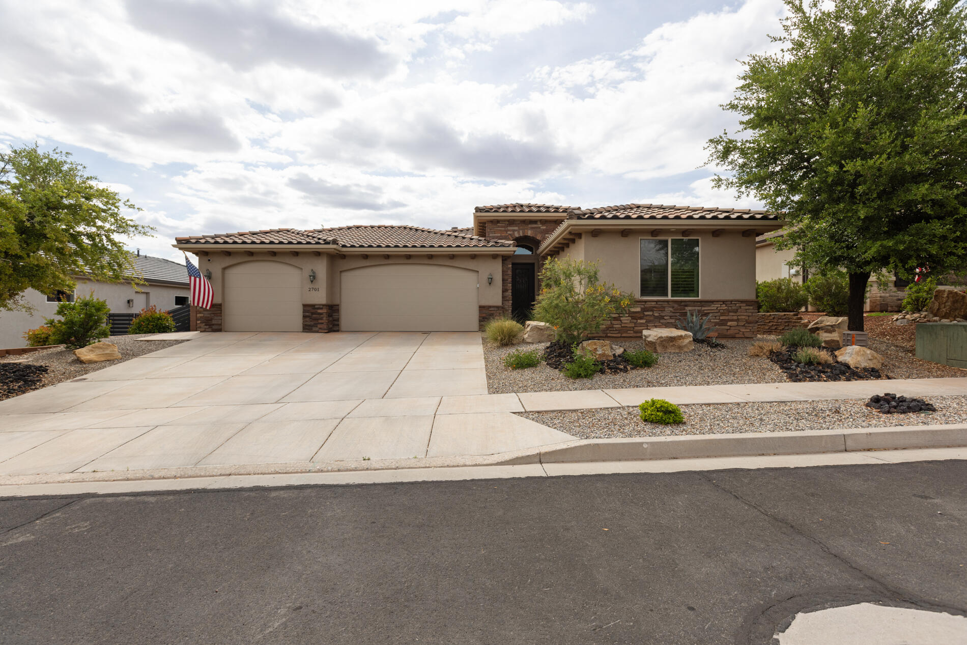 BELLA SOL AT SANTA CLARA - Residential