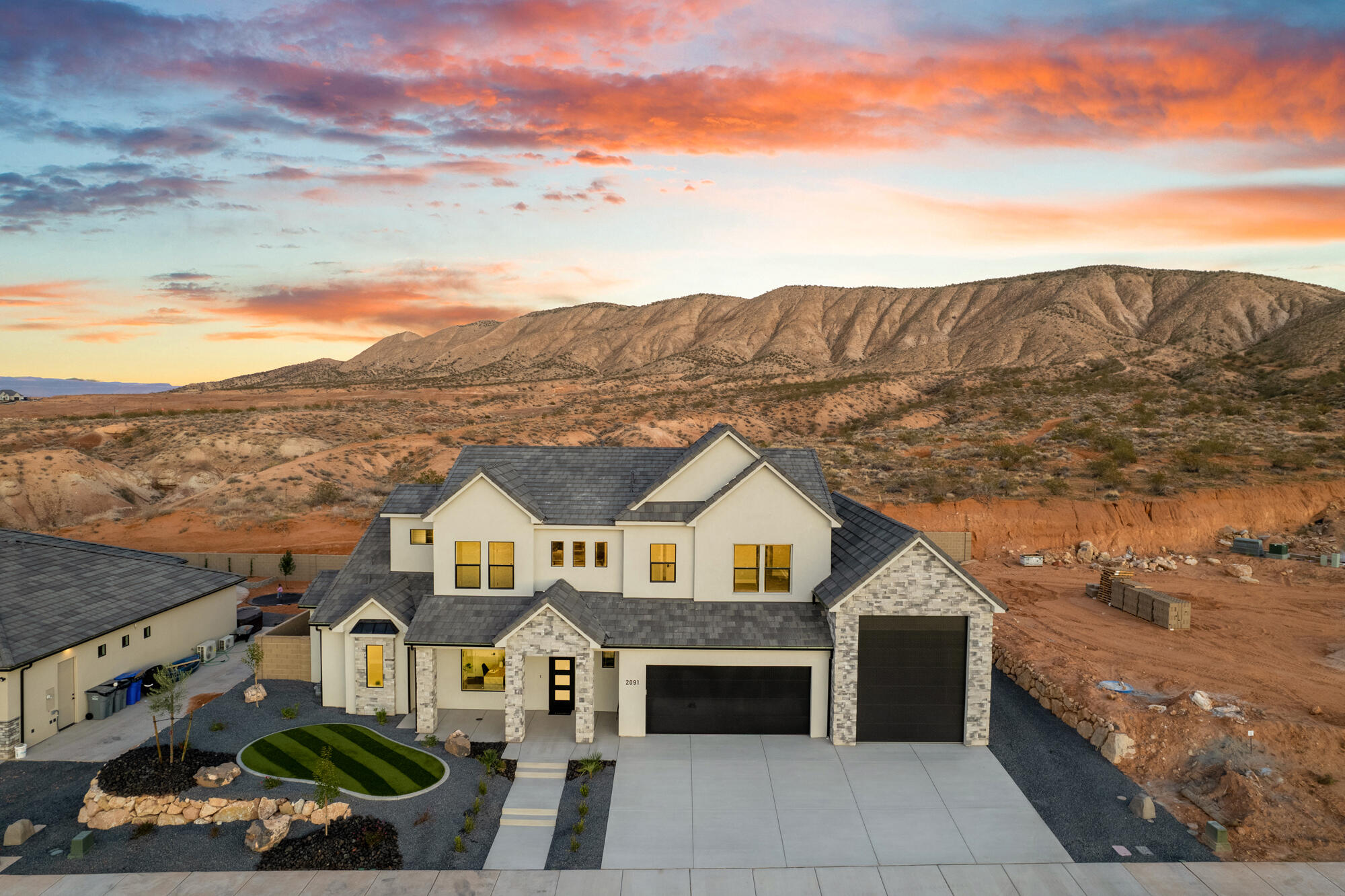 HEIGHTS AT WASHINGTON BENCH - Residential