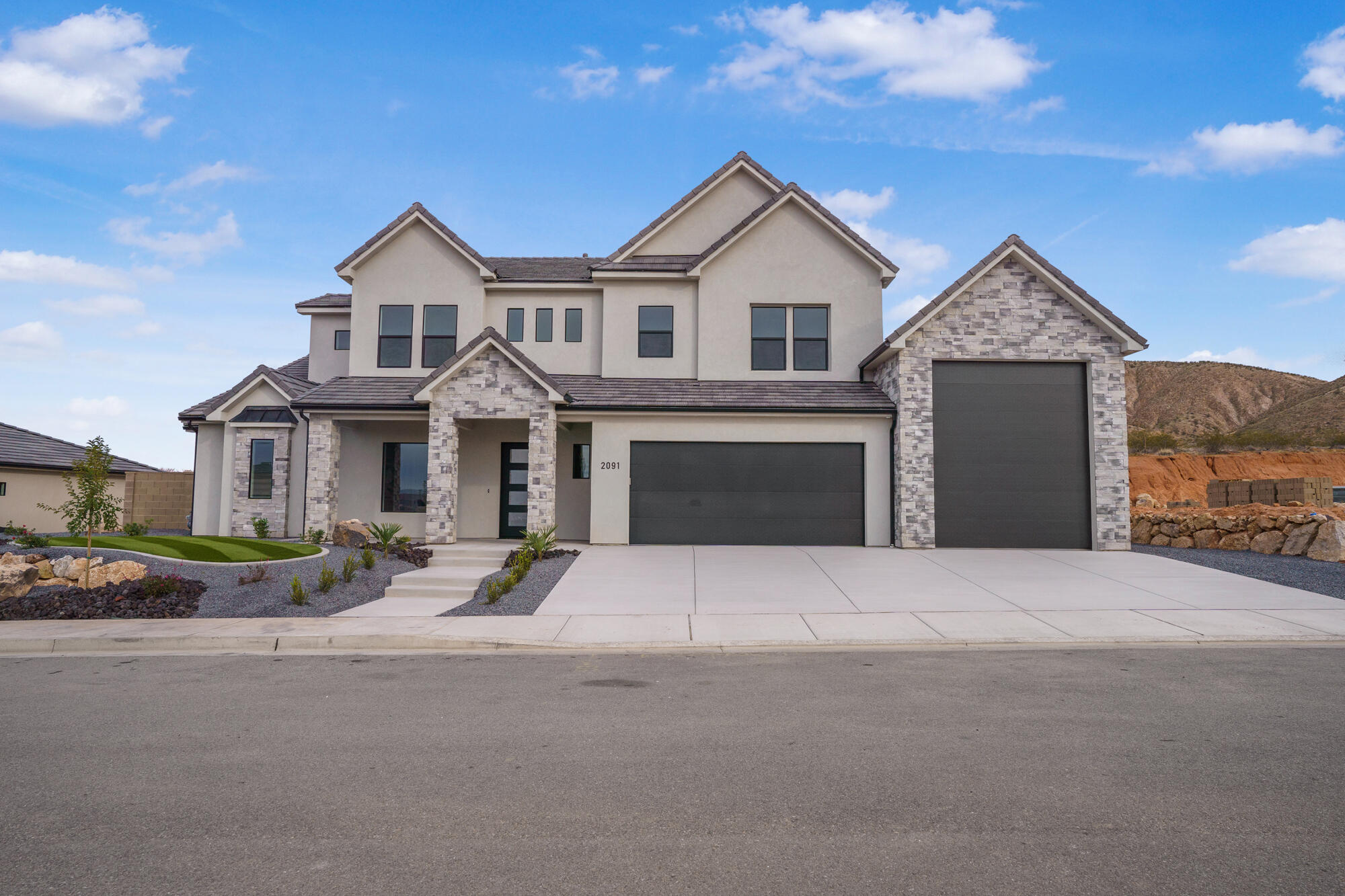 HEIGHTS AT WASHINGTON BENCH - Residential