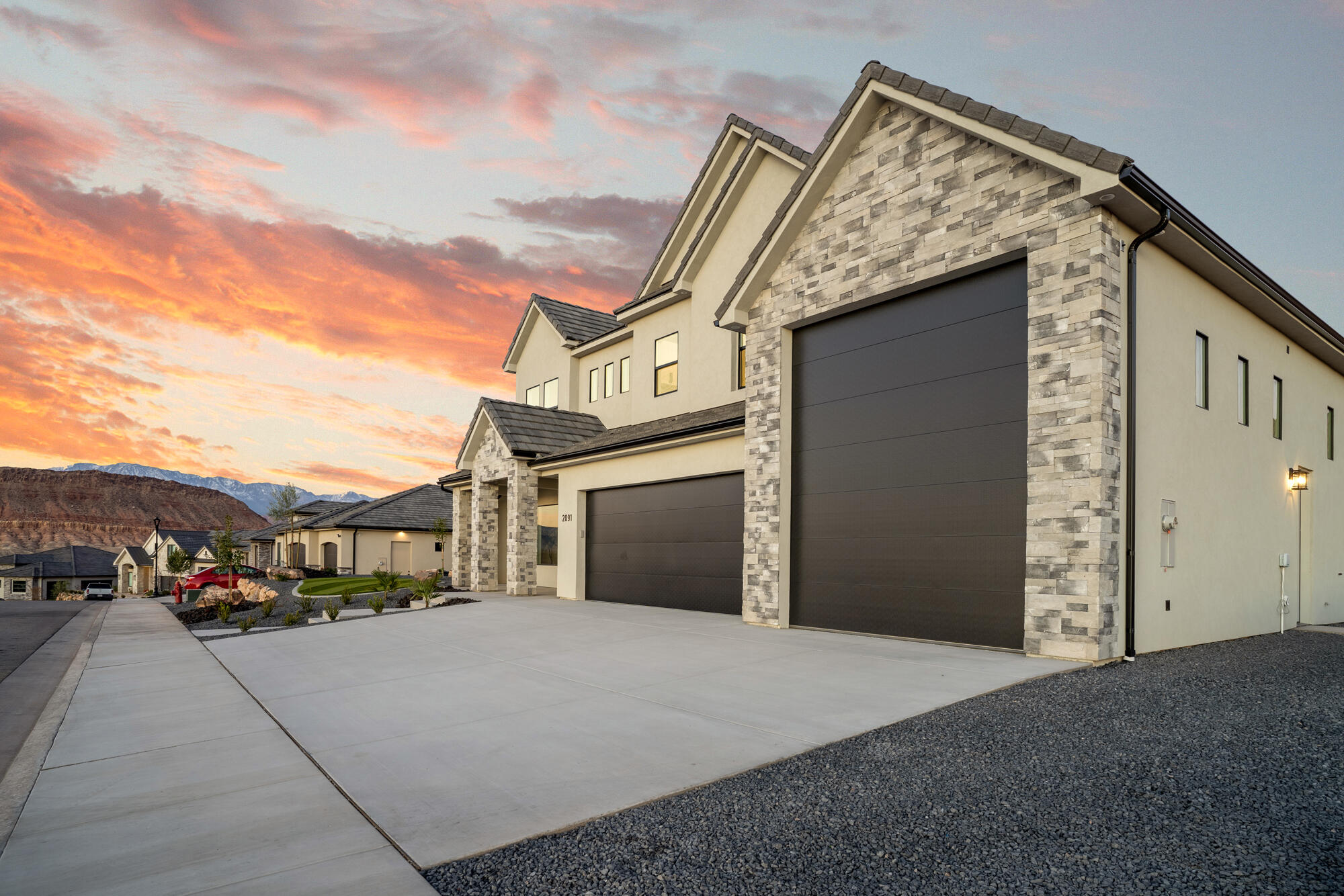 HEIGHTS AT WASHINGTON BENCH - Residential