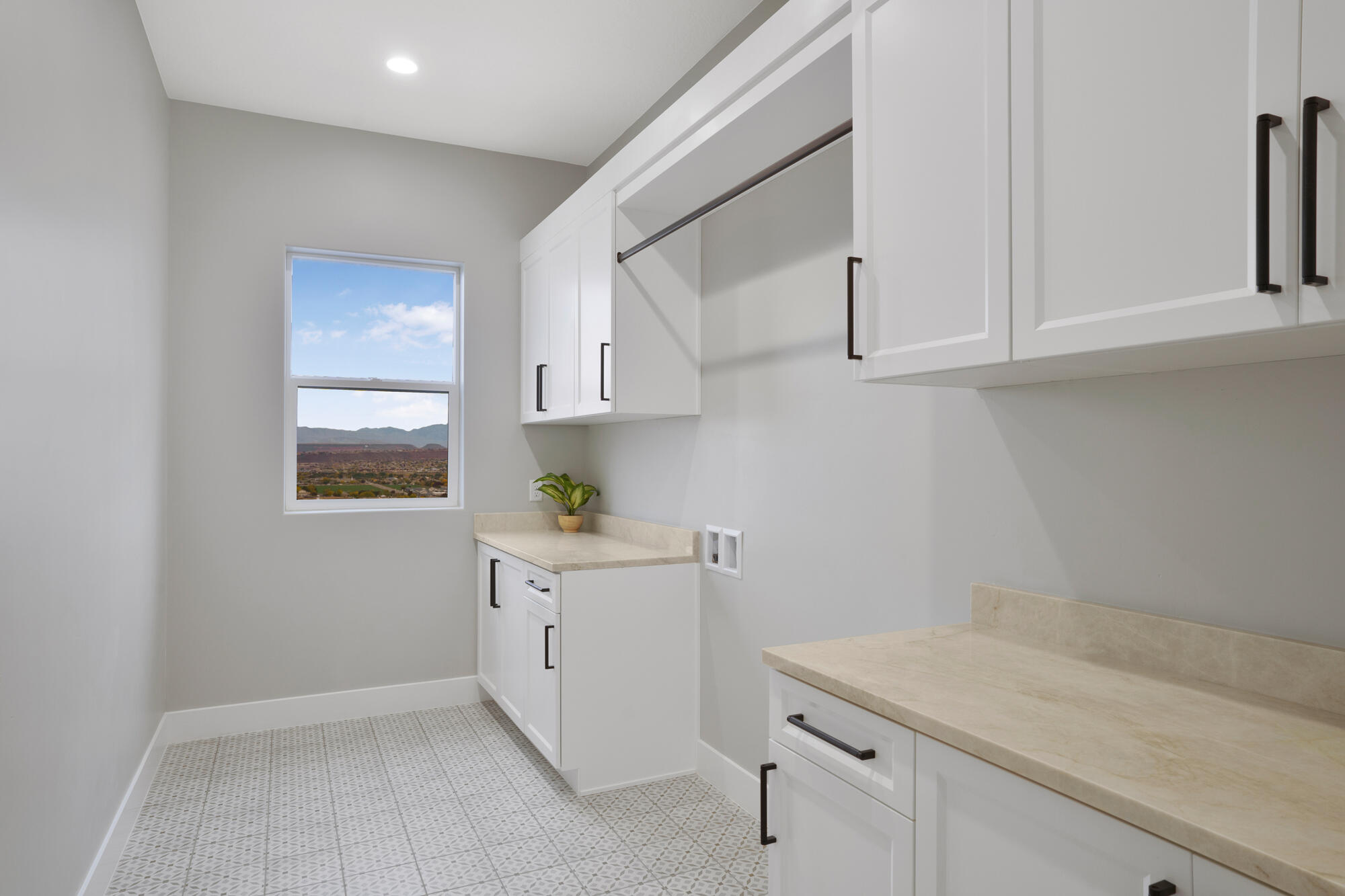 HEIGHTS AT WASHINGTON BENCH - Residential