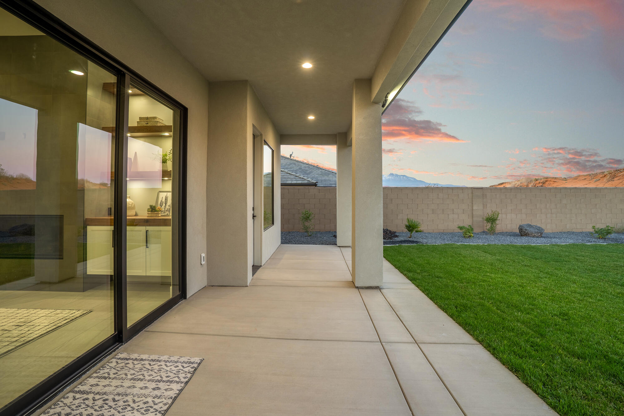 HEIGHTS AT WASHINGTON BENCH - Residential