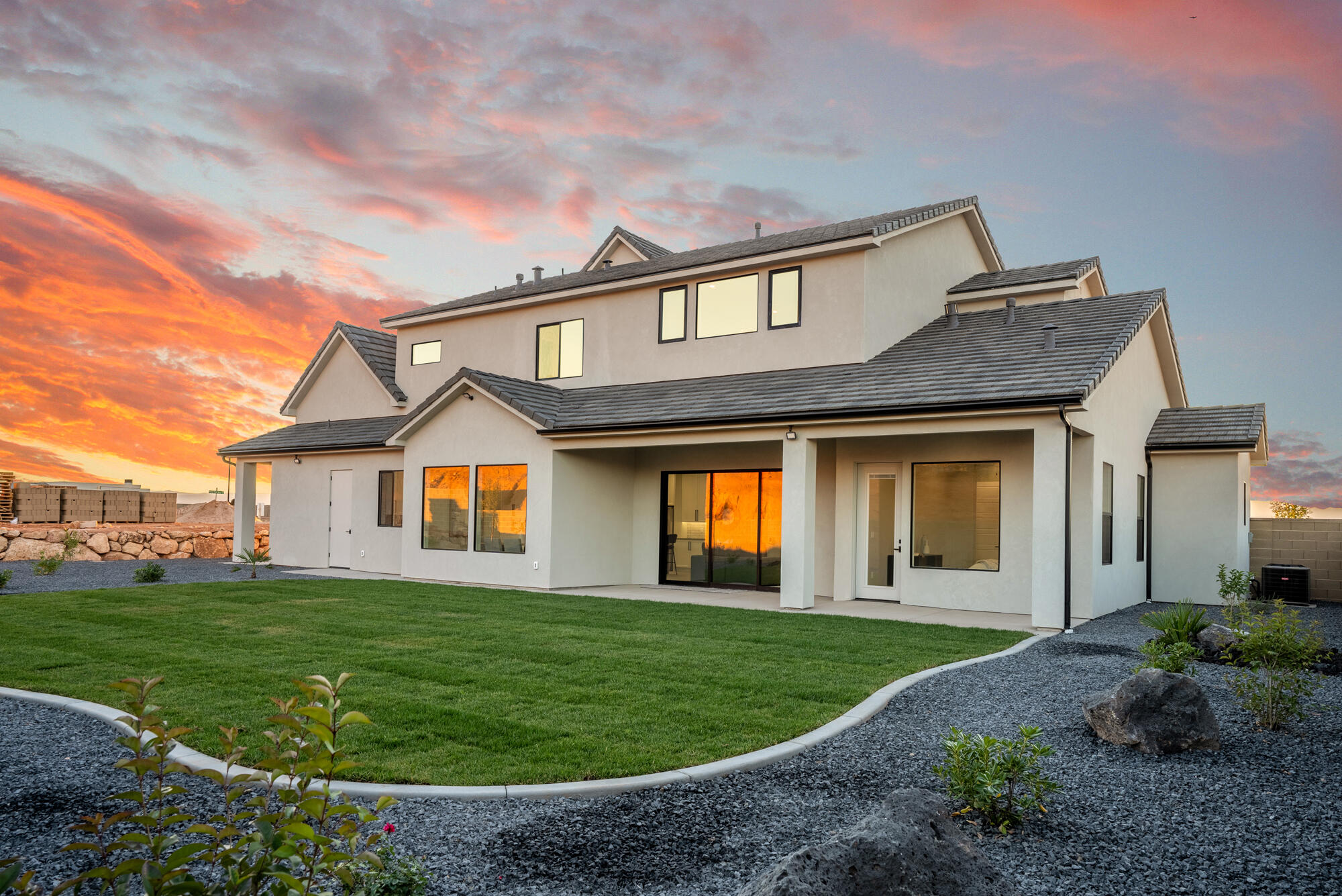 HEIGHTS AT WASHINGTON BENCH - Residential