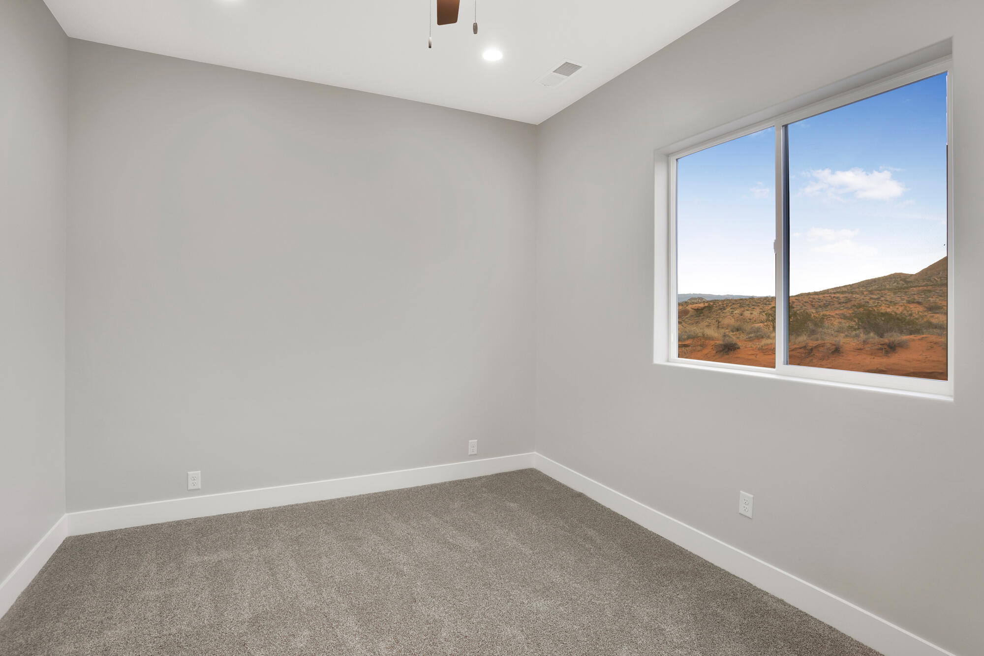 HEIGHTS AT WASHINGTON BENCH - Residential