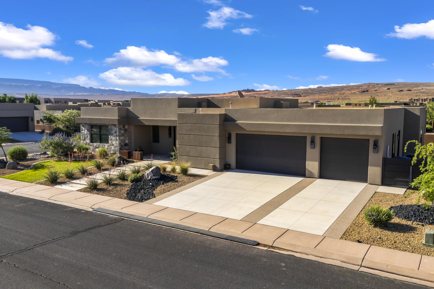 DUNES AT SAND HOLLOW RESORT - Residential