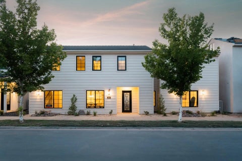 Photo of 1444 S Regent Park RD, Hurricane, UT 84737 (MLS # 26-276968)