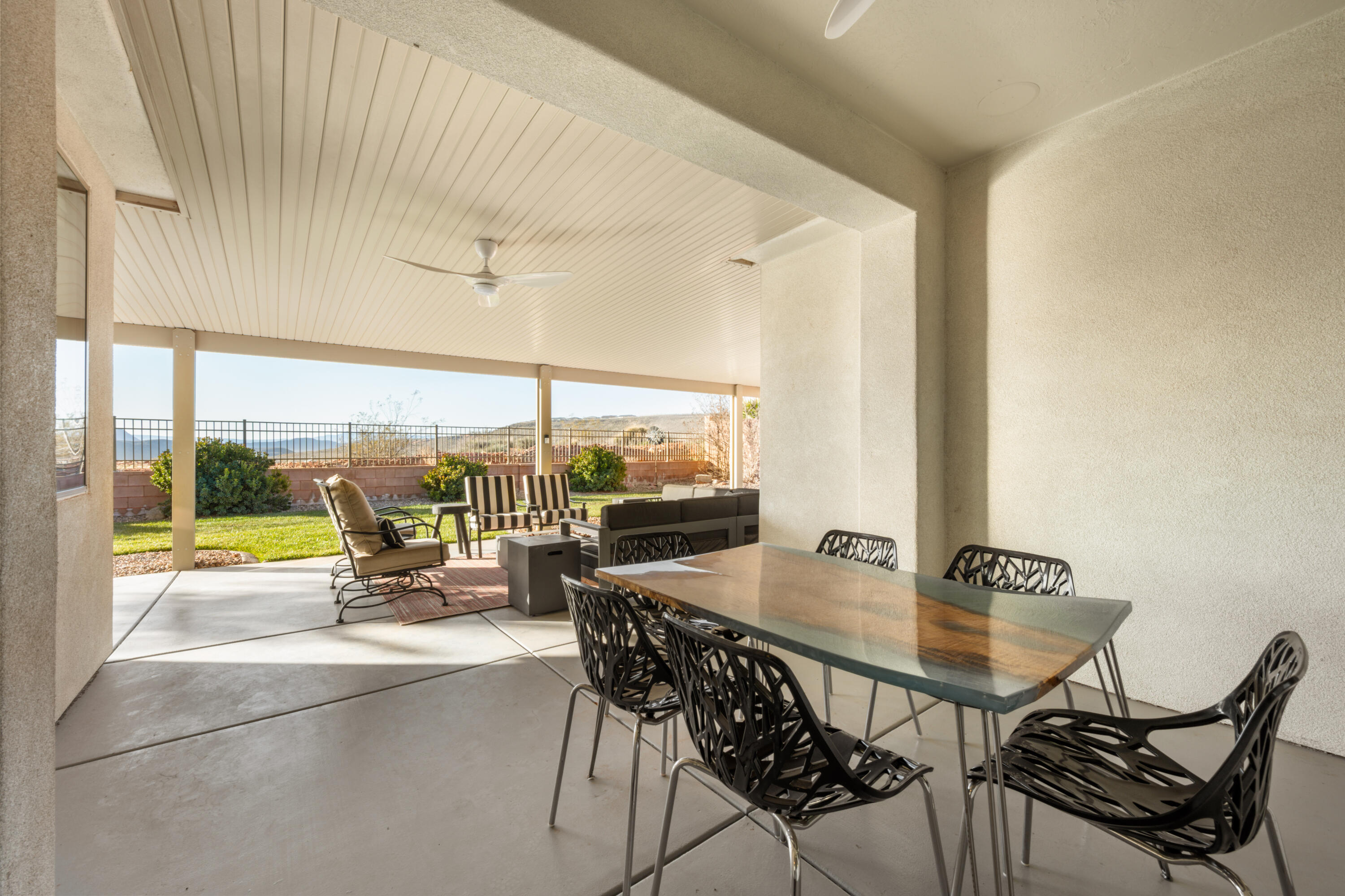 CORAL CANYON - Residential