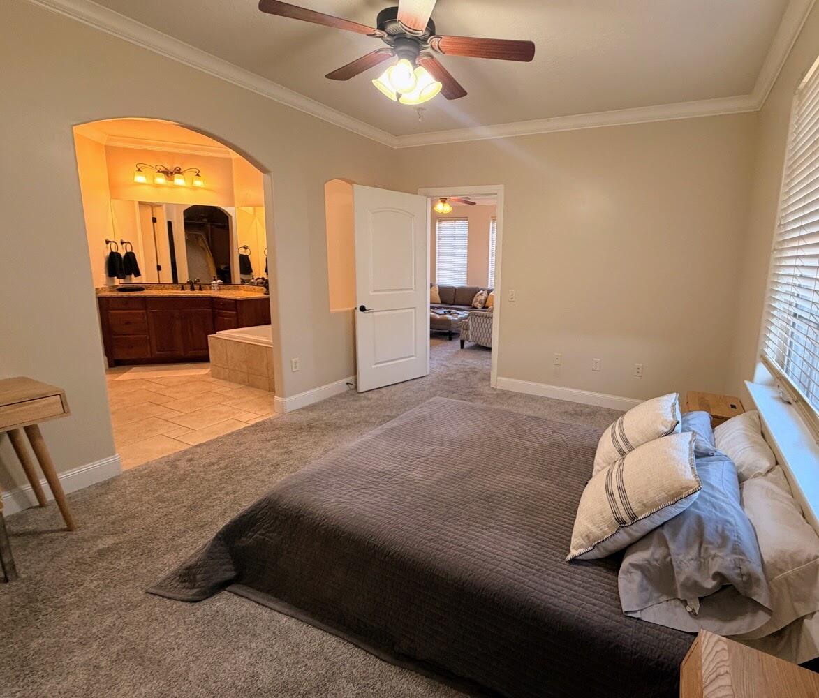 PELICAN HILLS CONDOMINIUMS - Residential