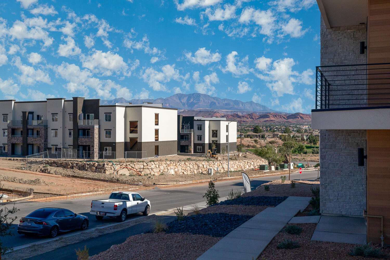 BECCO CREEK AT DIVARIO - Residential