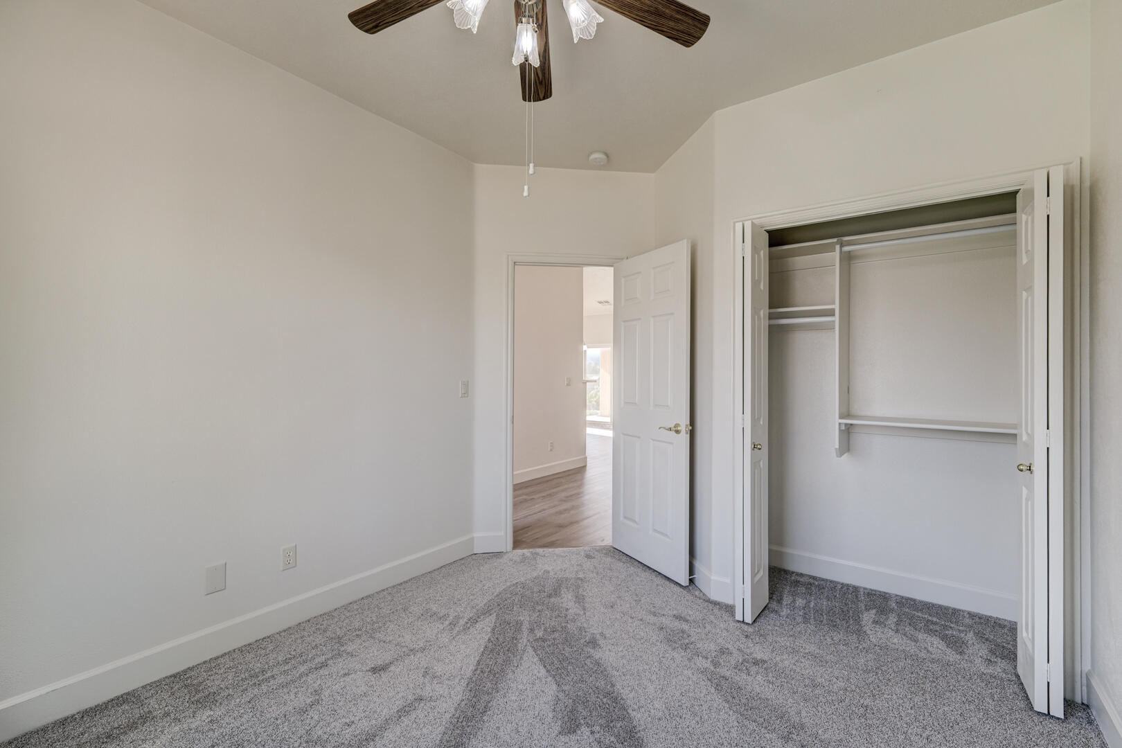 SKY RIDGE HOMESITES - Residential