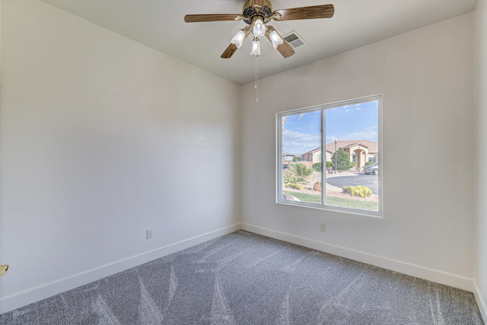 SKY RIDGE HOMESITES - Residential