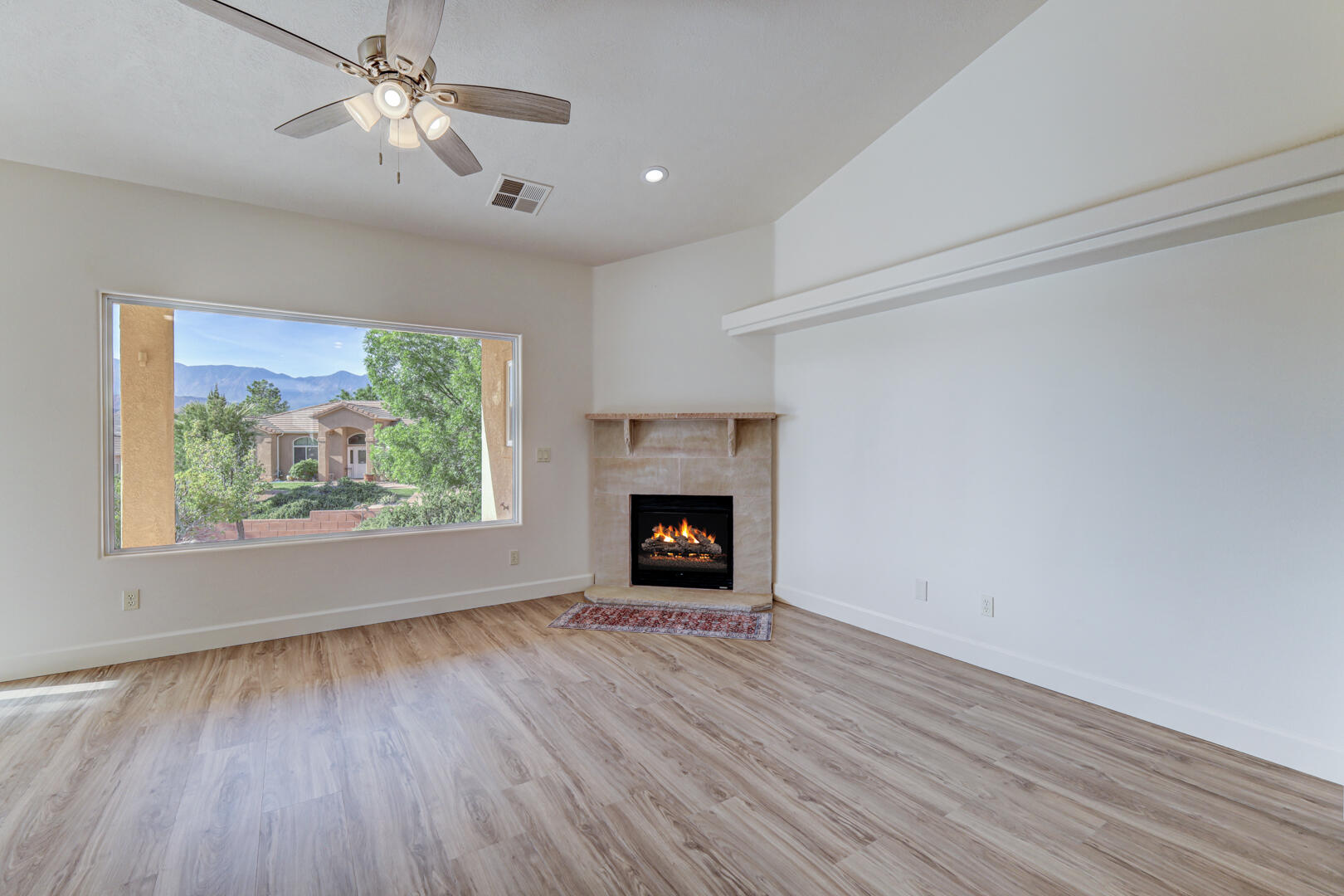 SKY RIDGE HOMESITES - Residential