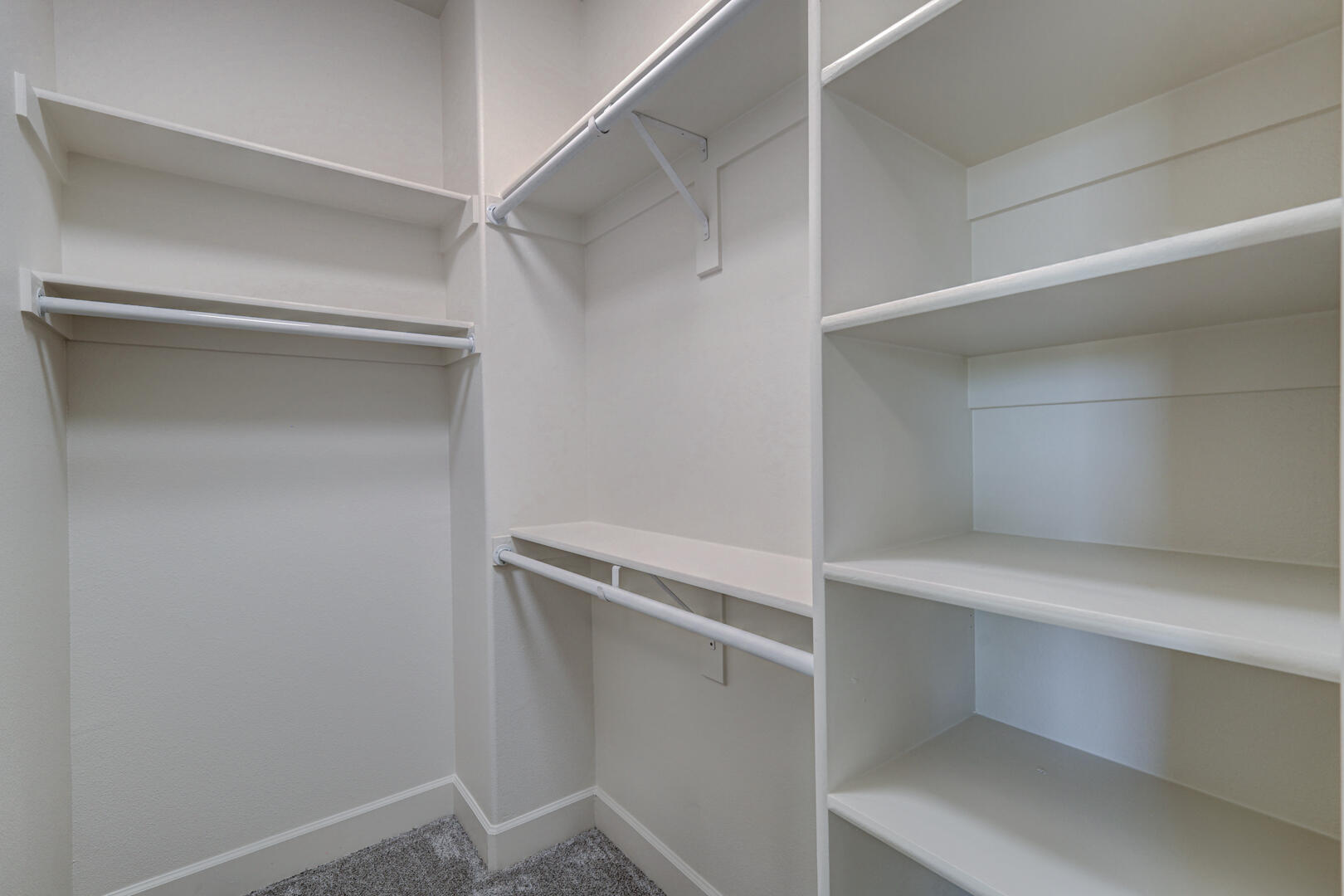 SKY RIDGE HOMESITES - Residential