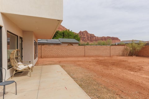 Tiny photo for 324 N 200 E, Ivins, UT 84738 (MLS # 26-270900)