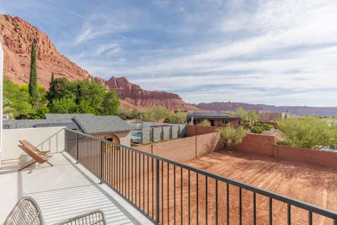 Tiny photo for 324 N 200 E, Ivins, UT 84738 (MLS # 26-270900)