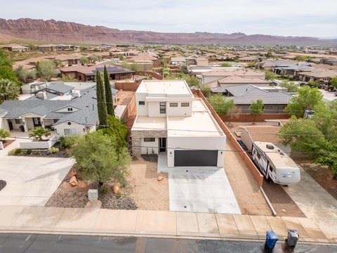 Tiny photo for 324 N 200 E, Ivins, UT 84738 (MLS # 26-270900)