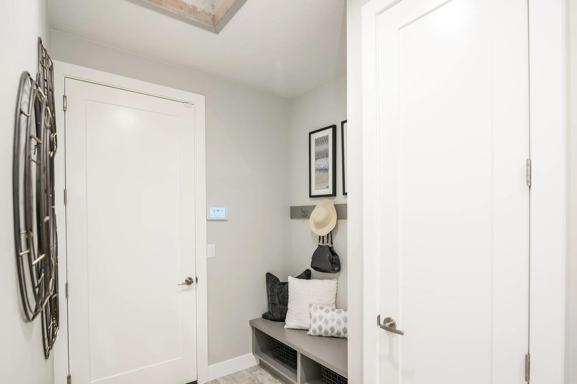 VARANO VISTAS AT DIVARIO - Residential