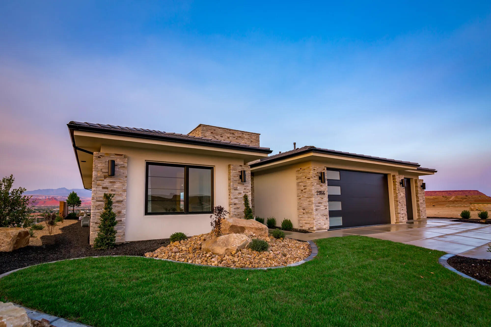 VARANO VISTAS AT DIVARIO - Residential