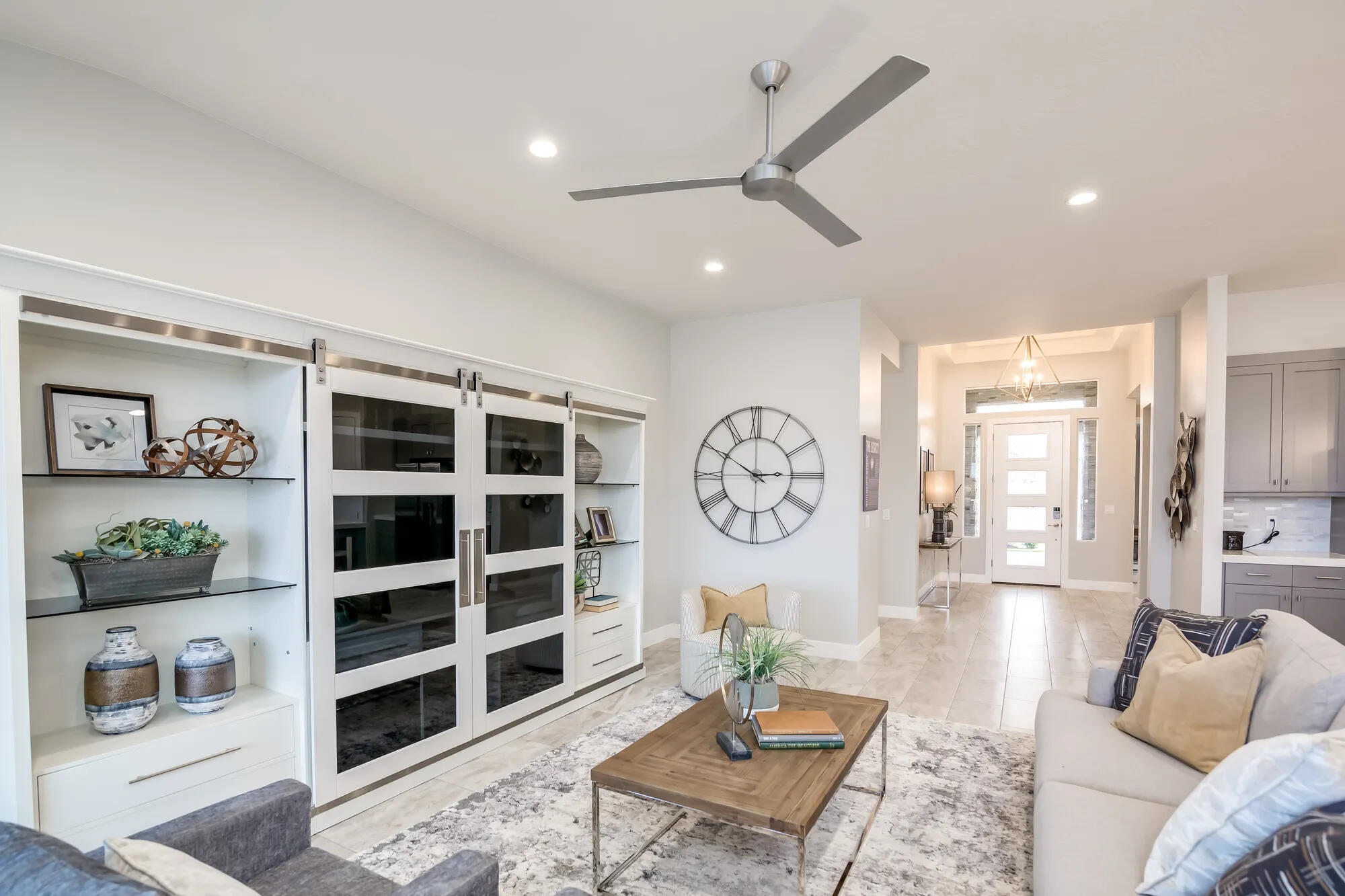 VARANO VISTAS AT DIVARIO - Residential