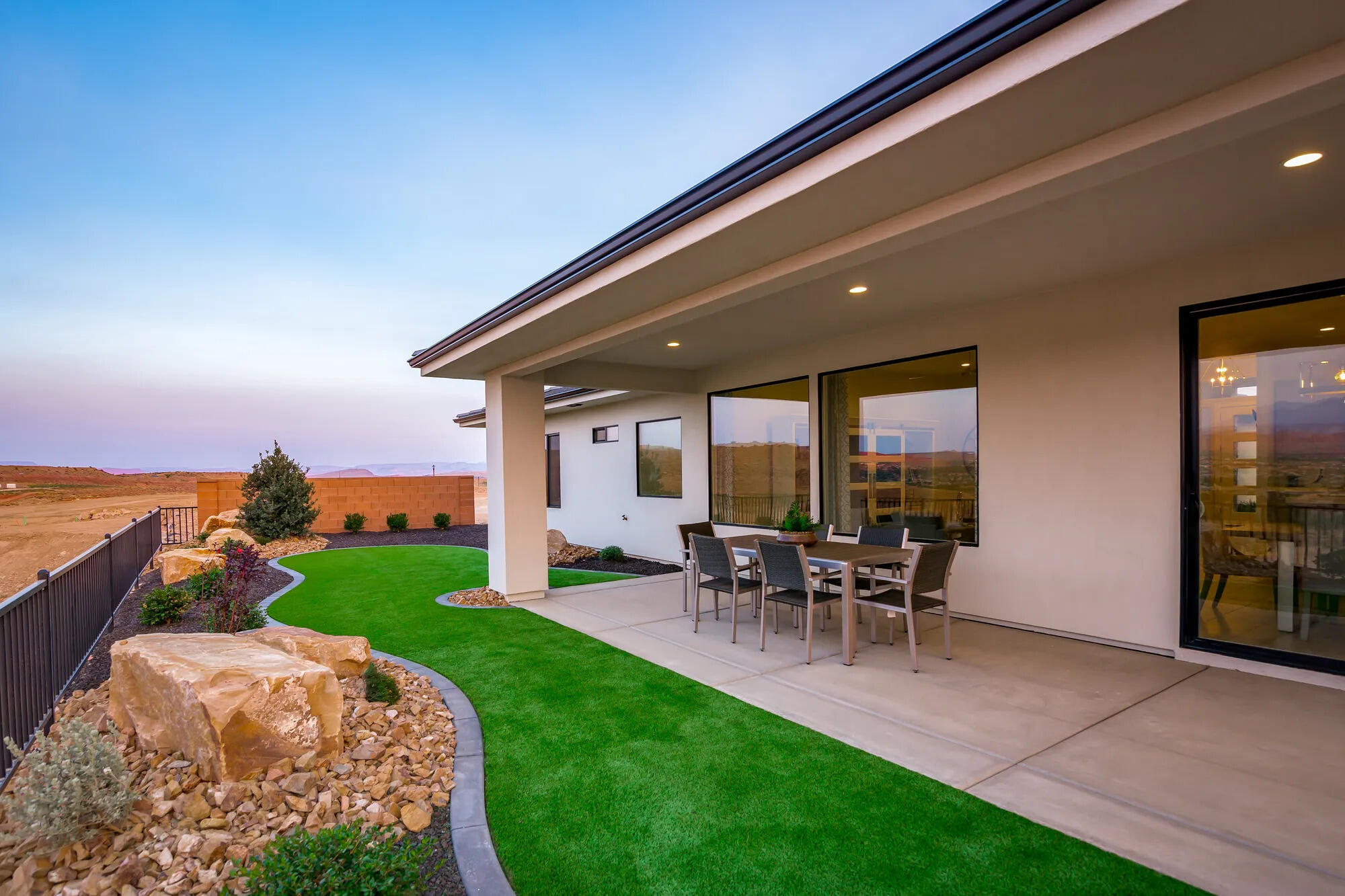 VARANO VISTAS AT DIVARIO - Residential