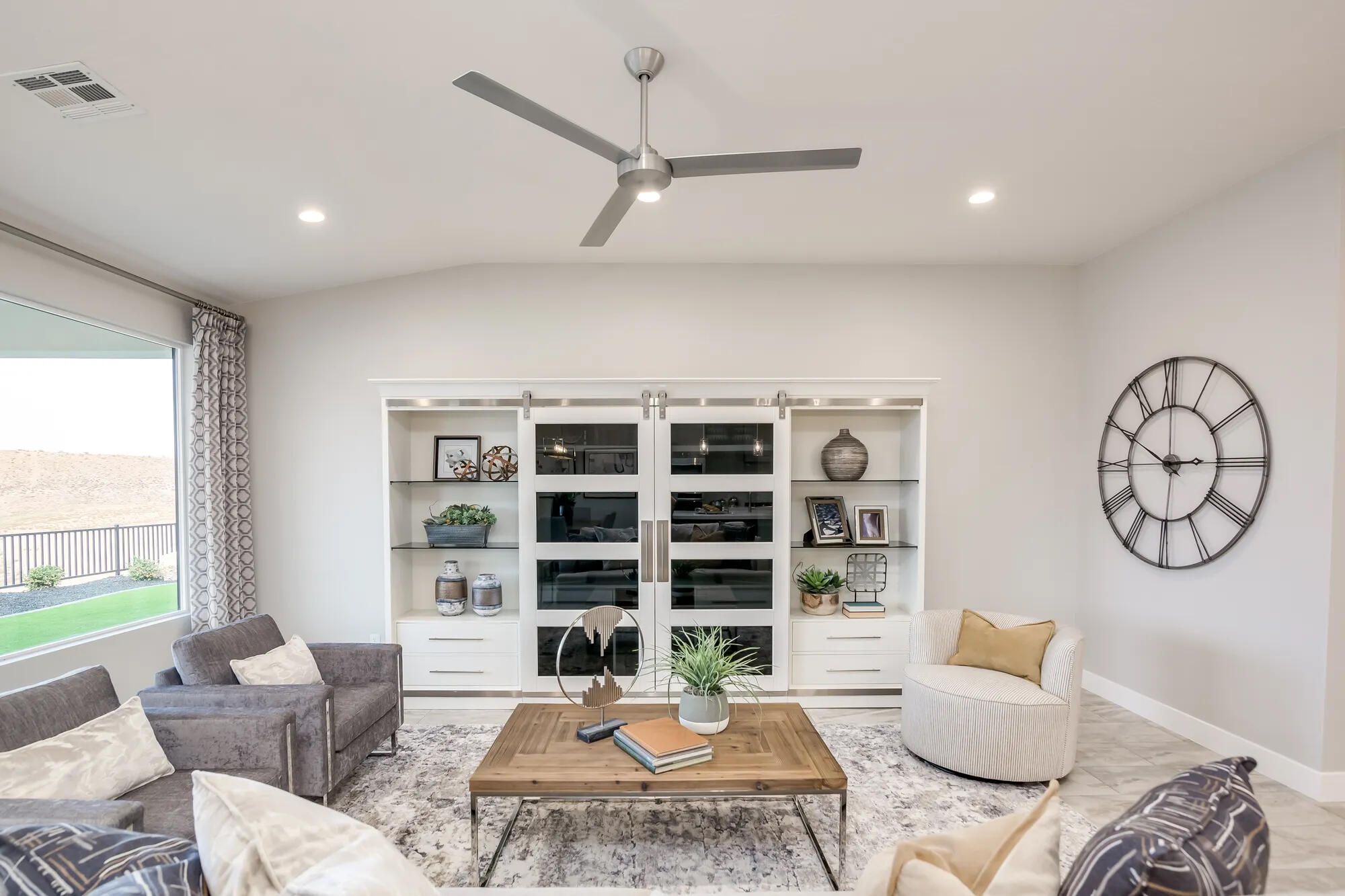 VARANO VISTAS AT DIVARIO - Residential