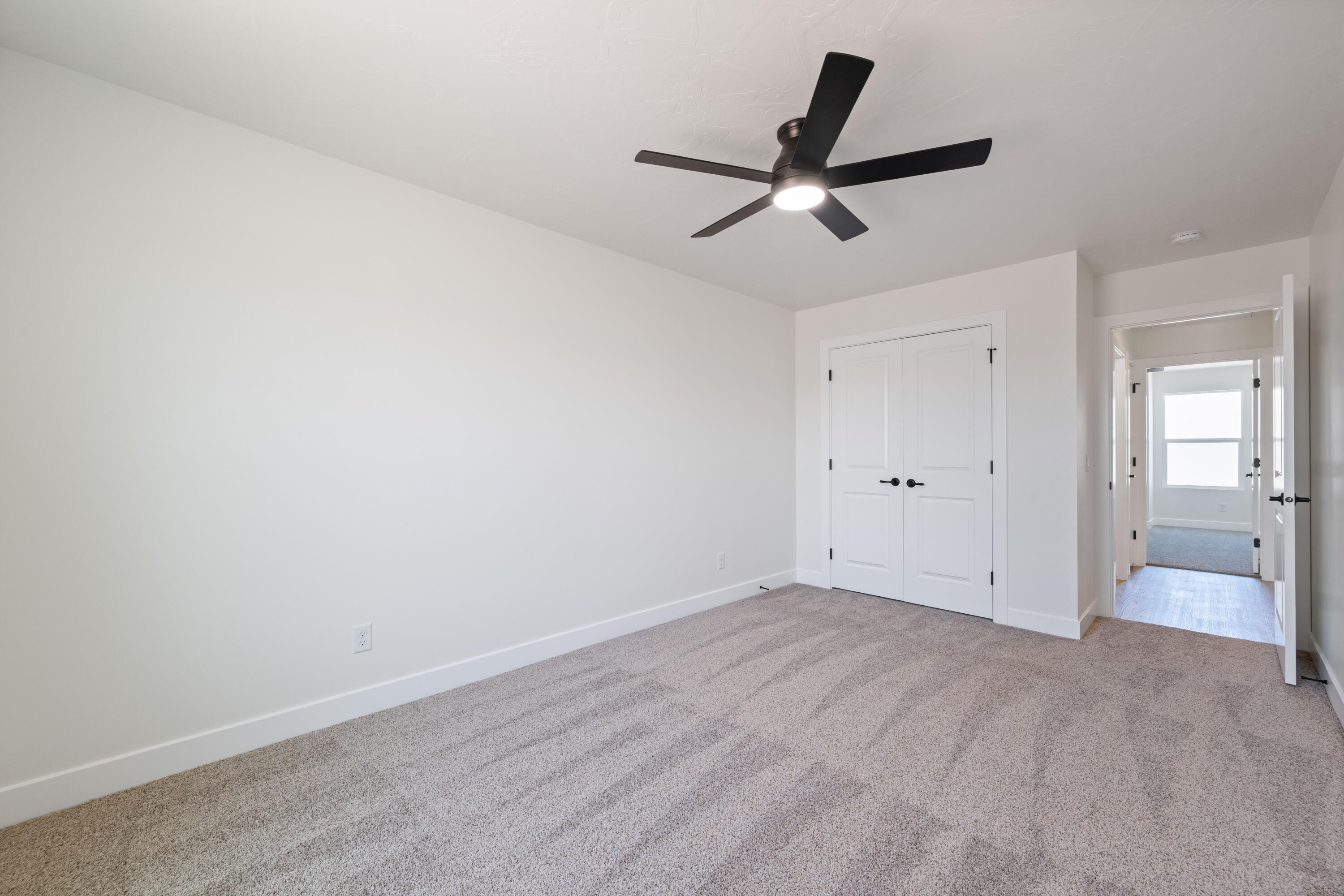 PARK SIDE AT GRANDPA'S POND - Residential