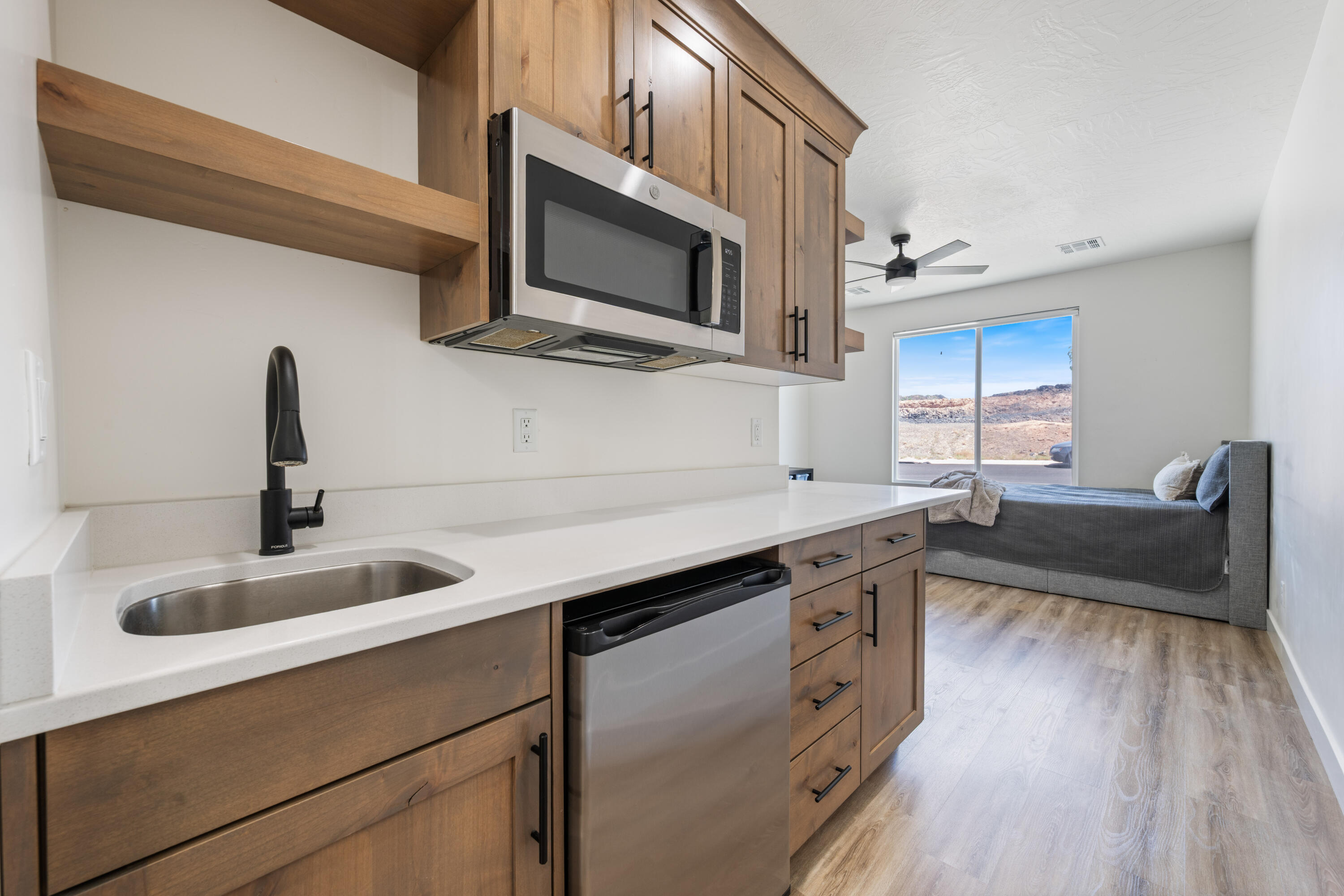 PARK SIDE AT GRANDPA'S POND - Residential