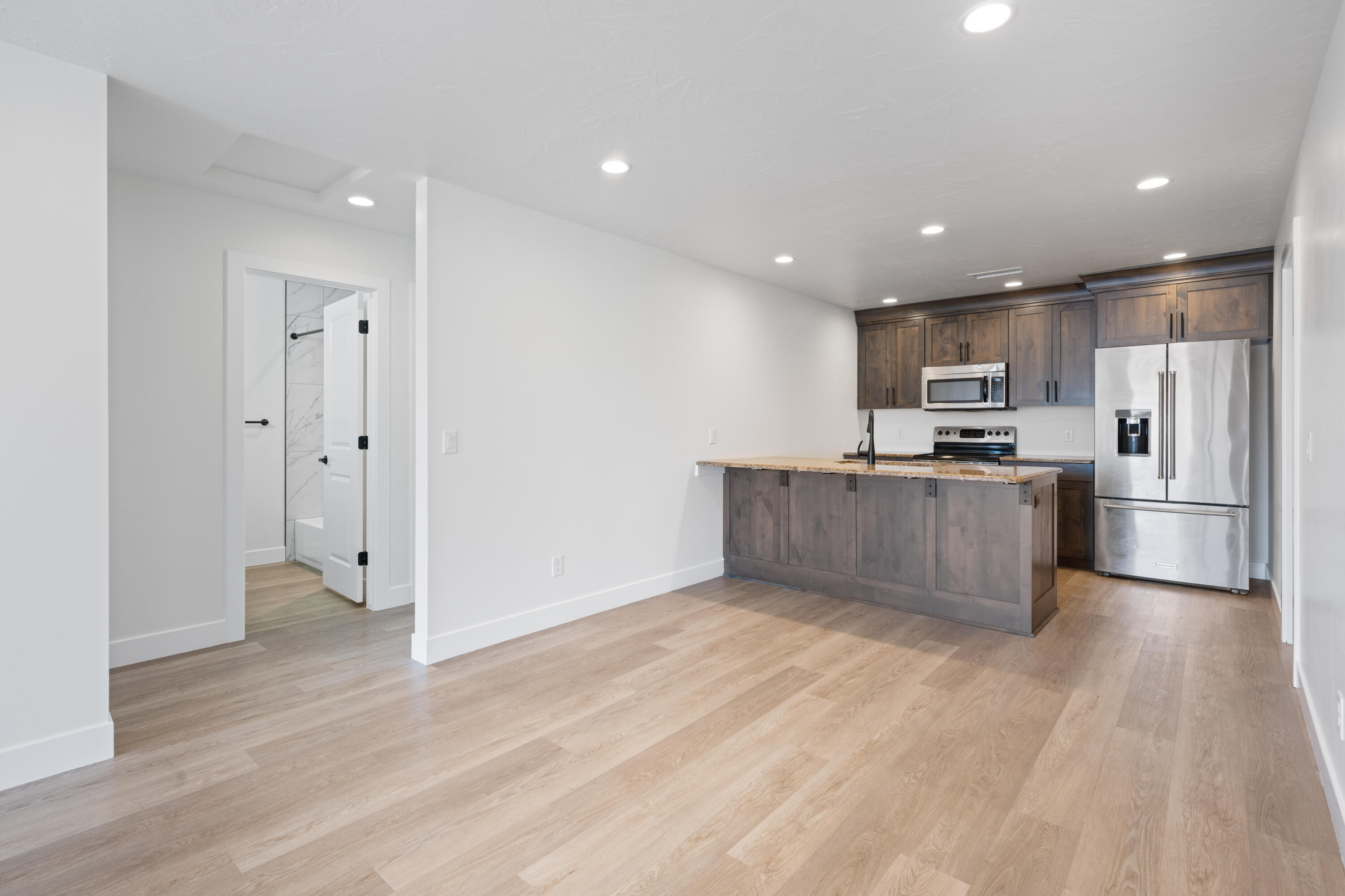 PARK SIDE AT GRANDPA'S POND - Residential