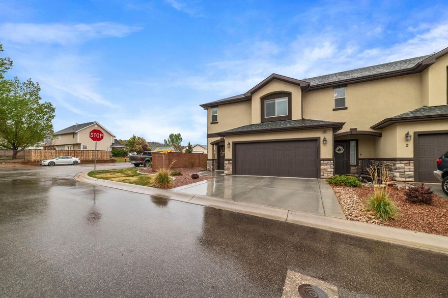***MAKE US AN OFFER***

Elegant end-unit townhome in Cedar City, Utah. This corner unit showcases upscale finishes, wood-look tile flooring, and a spacious attached garage. Its modern design is enhanced by premium details throughout and an abundance of natural light unique to an end unit. A perfect combination of style, comfort, and functionality.

All offers will be subject to third-party review. 

Buyer and buyer's agent to verify all HOA details, square footage, and other information.