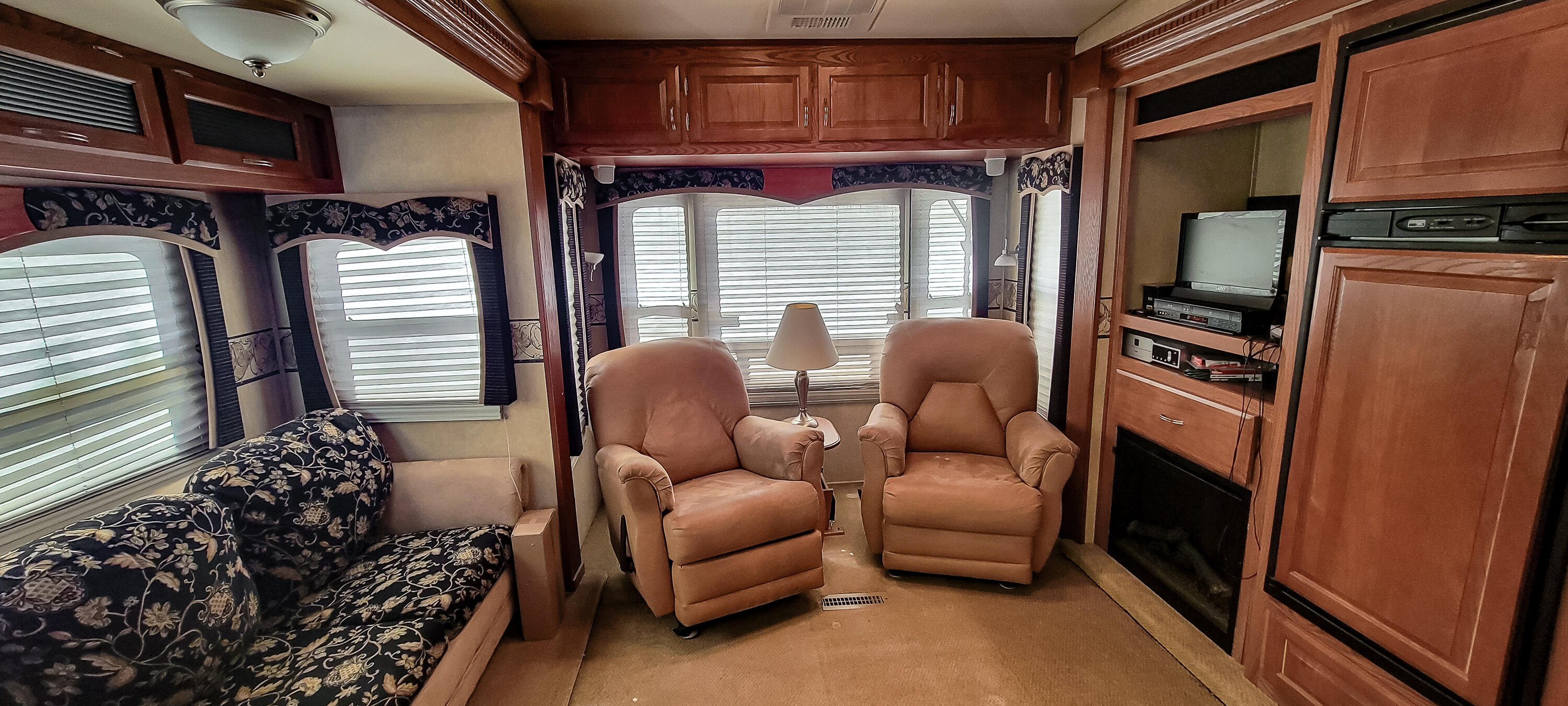 HARRISBURG LAKESIDE ESTATES - Land