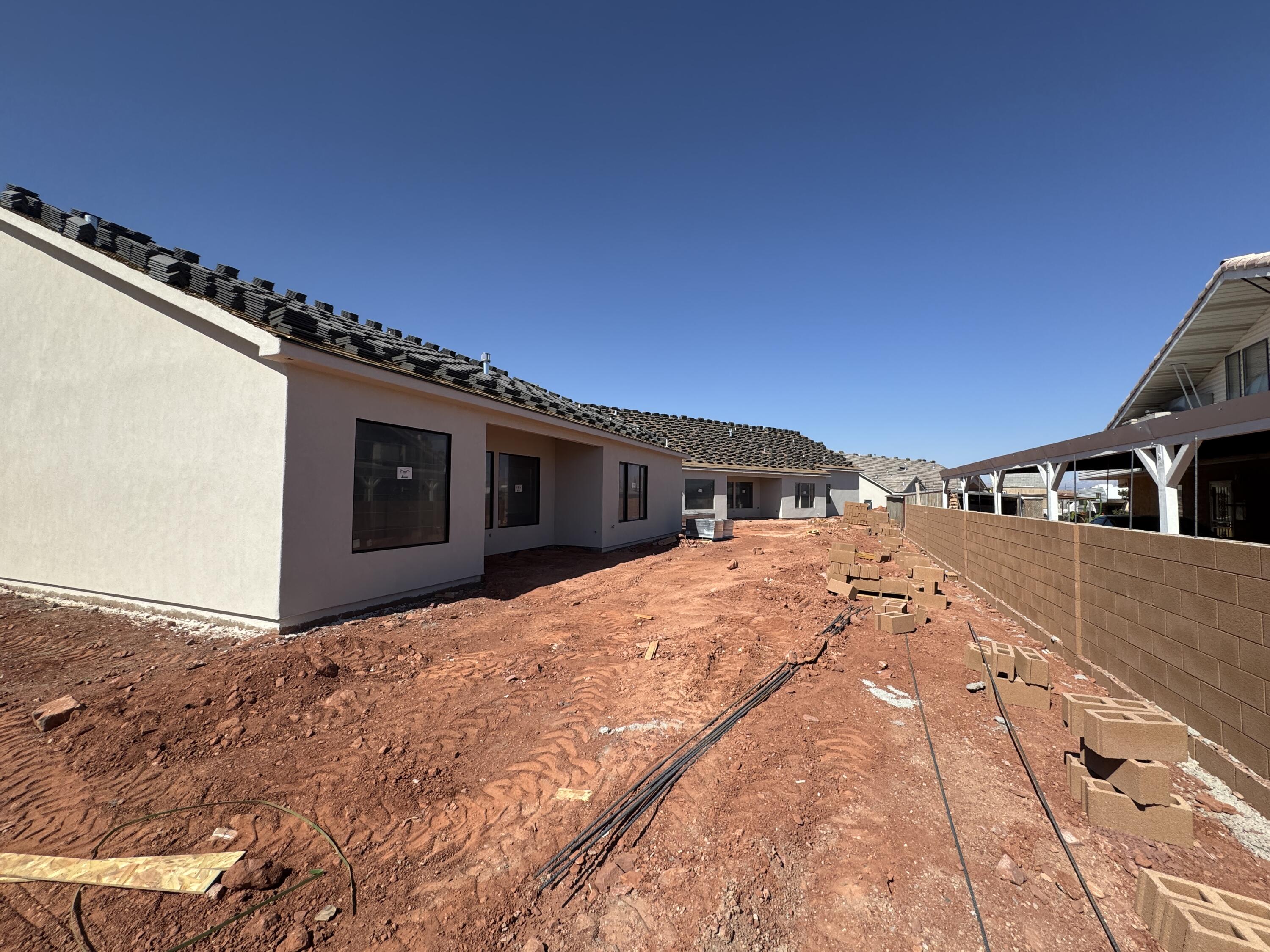 ESTATES AT BURKE SPRINGS - Residential