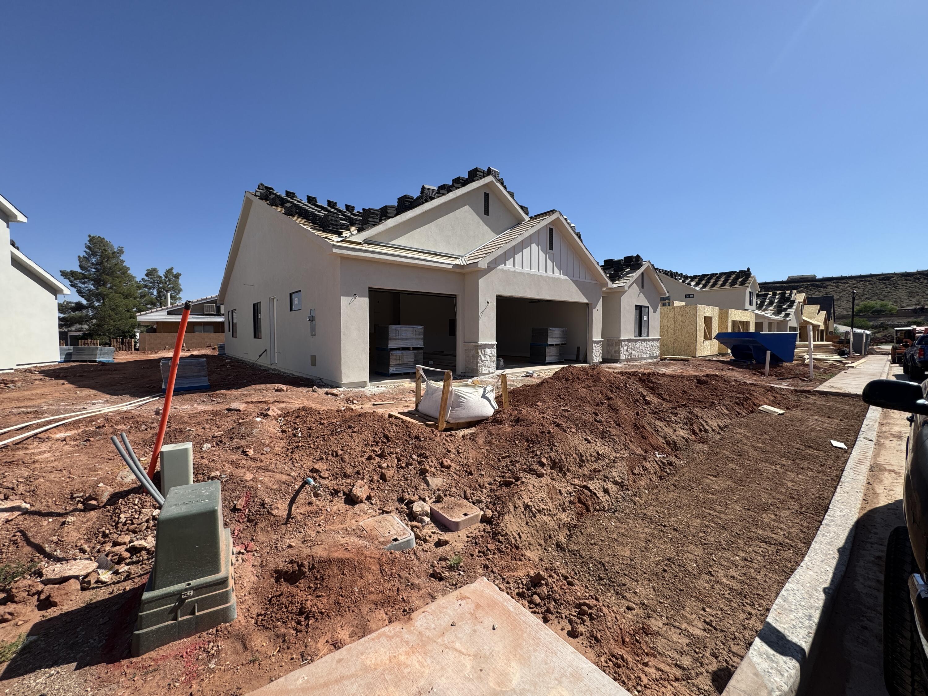 ESTATES AT BURKE SPRINGS - Residential