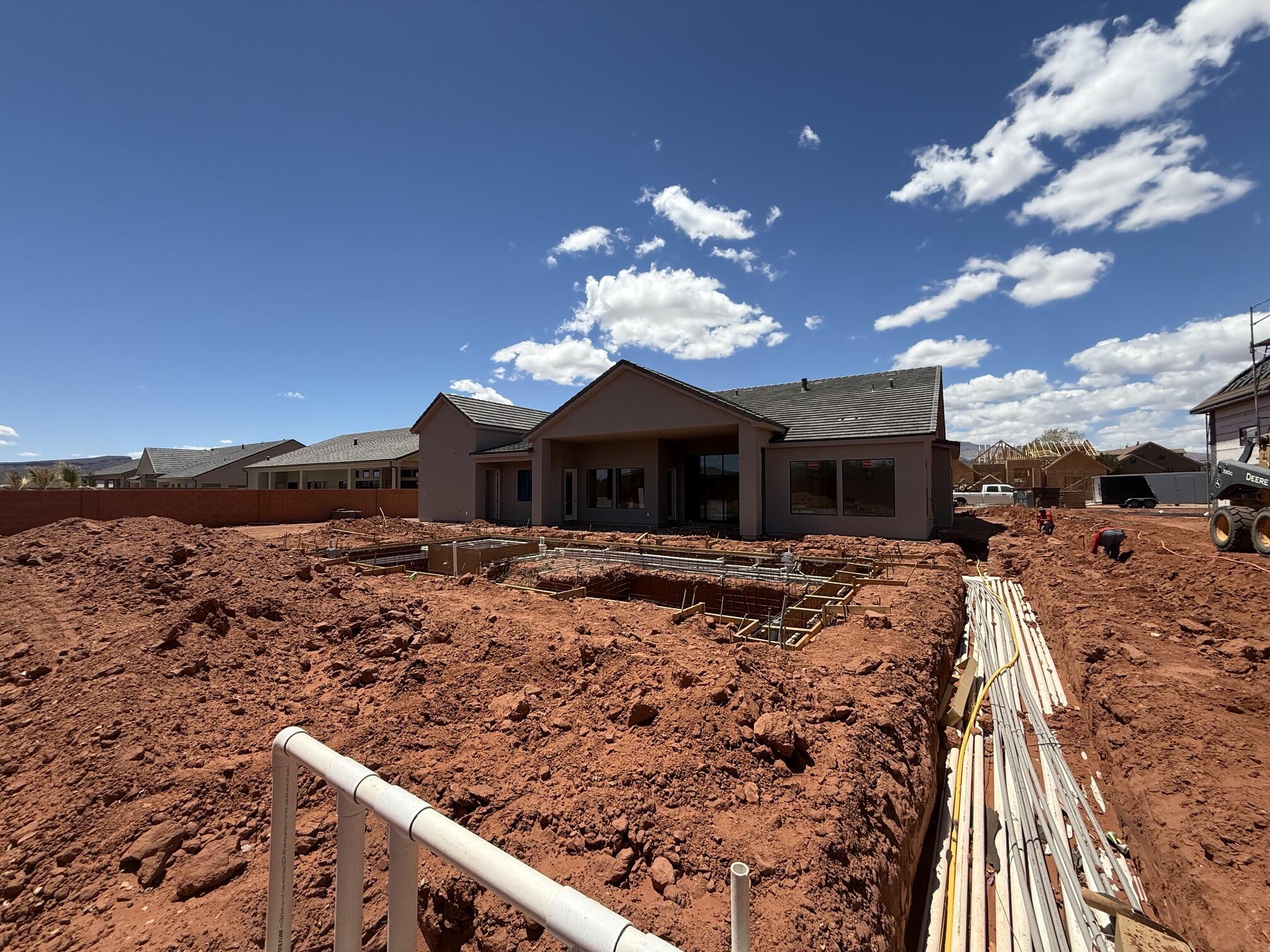 ONYX CANYON - Residential