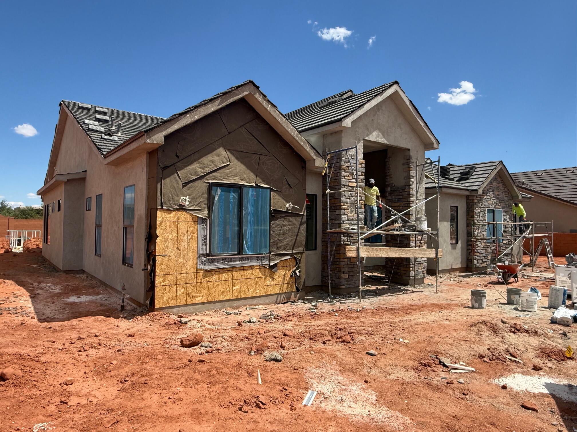 ONYX CANYON - Residential