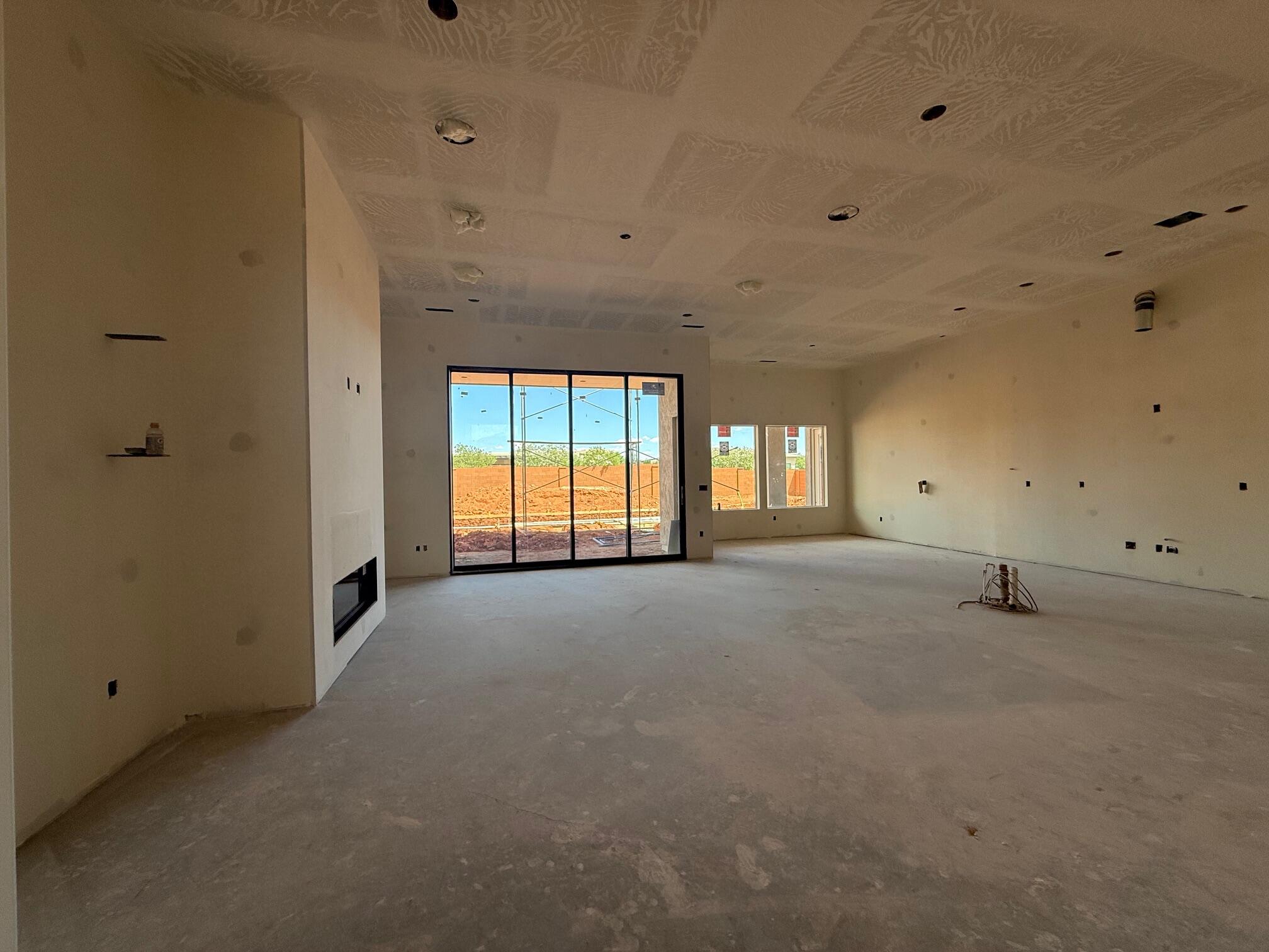 ONYX CANYON - Residential