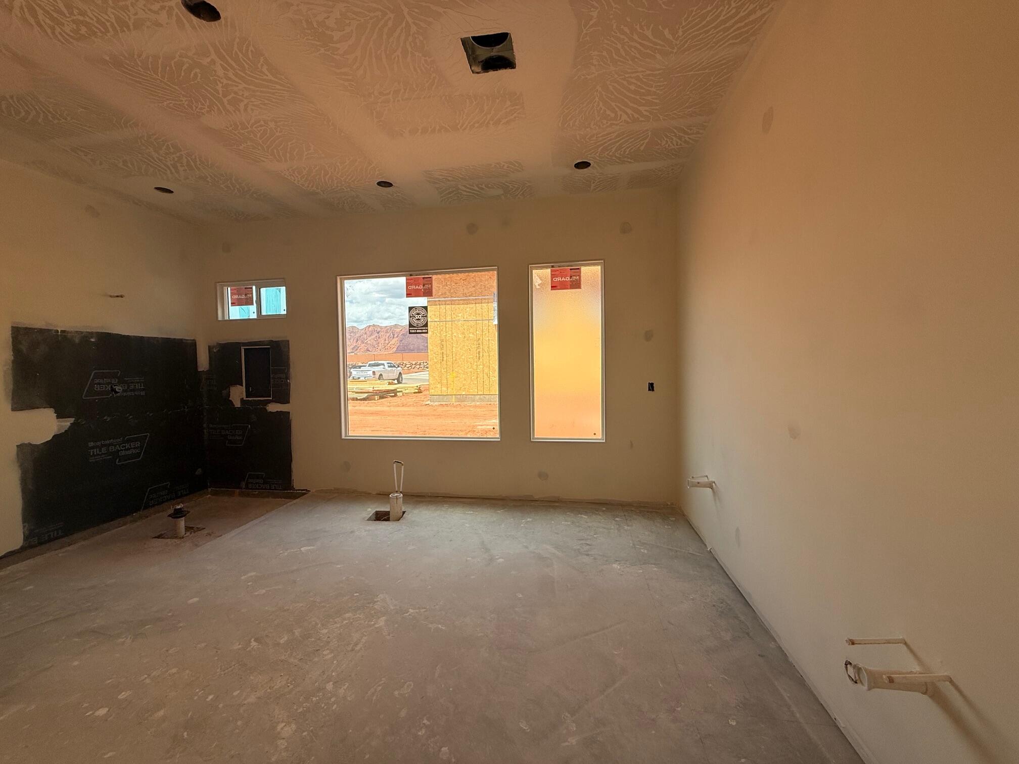 ONYX CANYON - Residential
