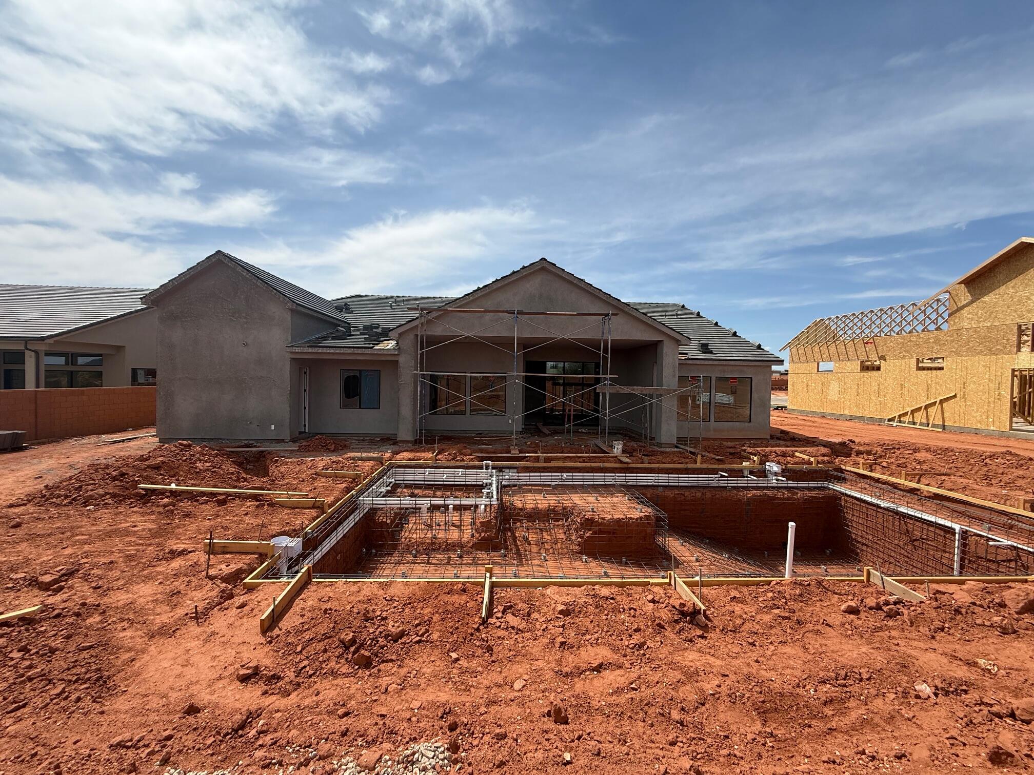 ONYX CANYON - Residential