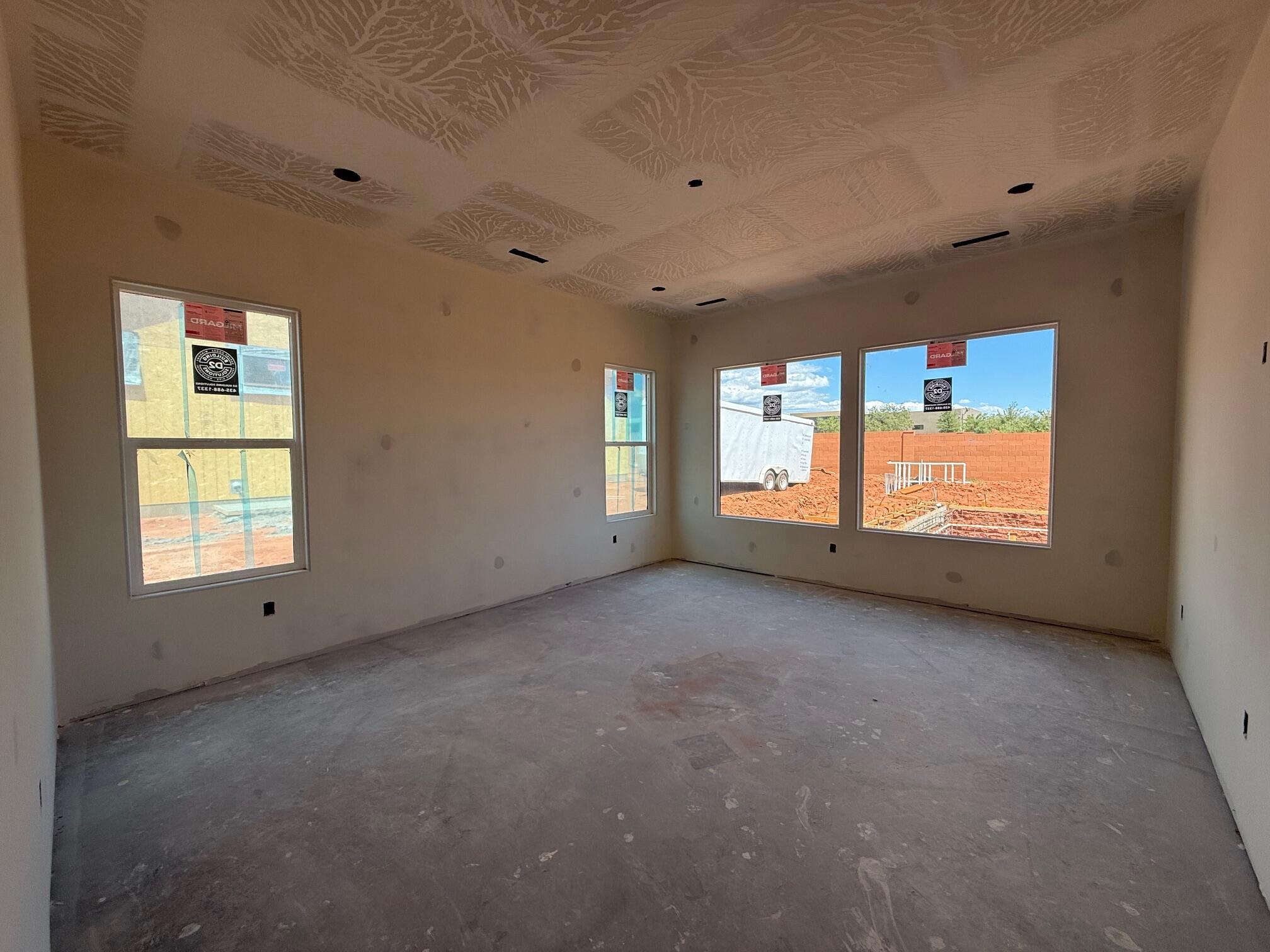 ONYX CANYON - Residential