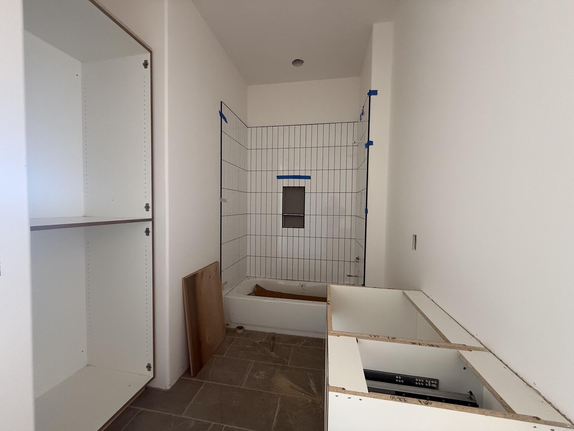 ONYX CANYON - Residential