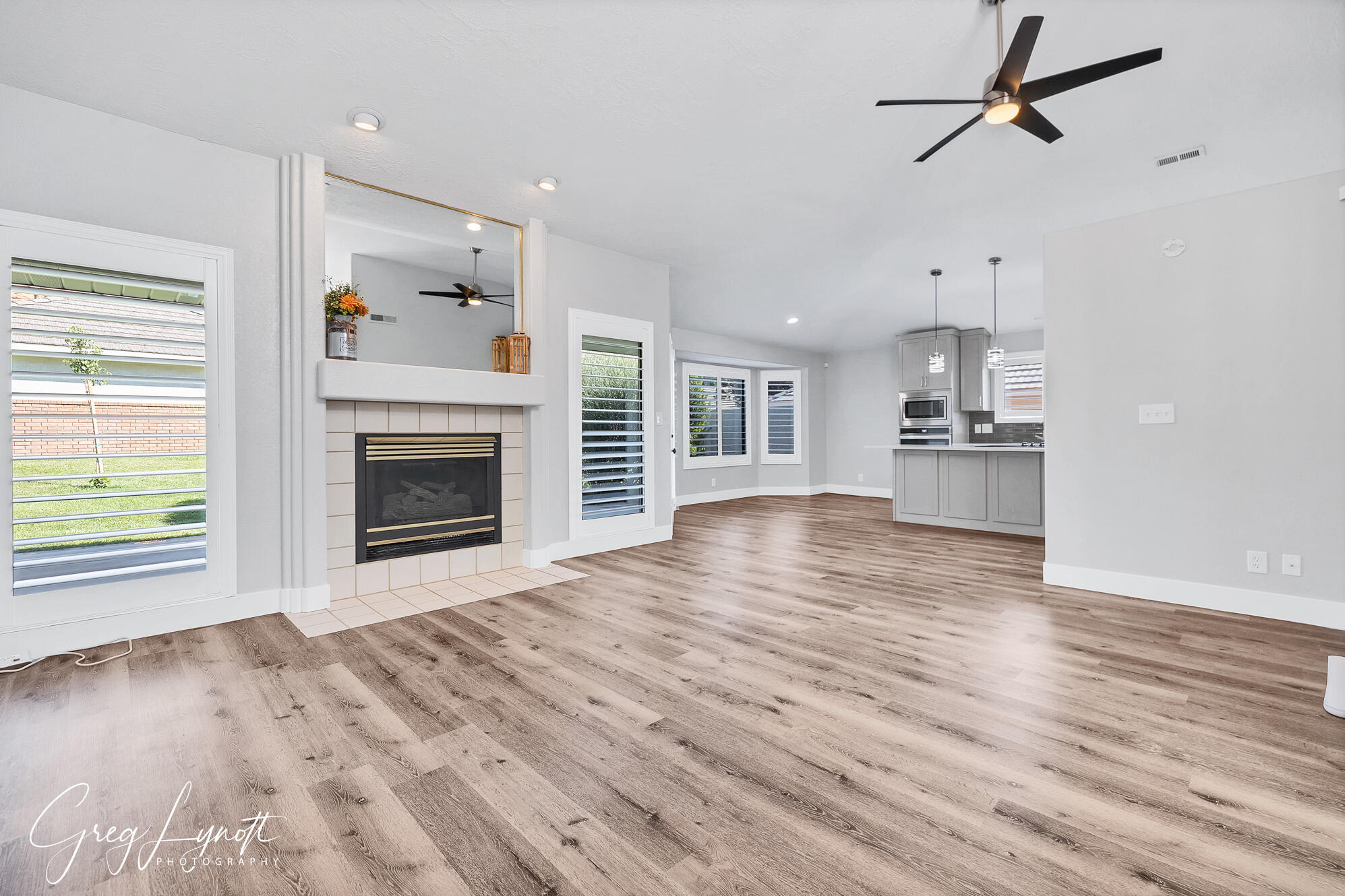 VINTAGE - Residential