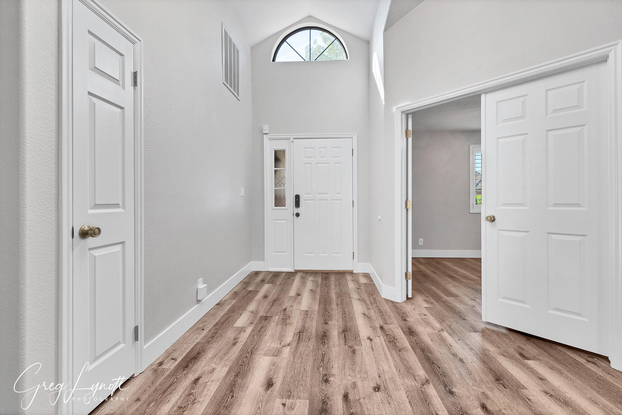 VINTAGE - Residential