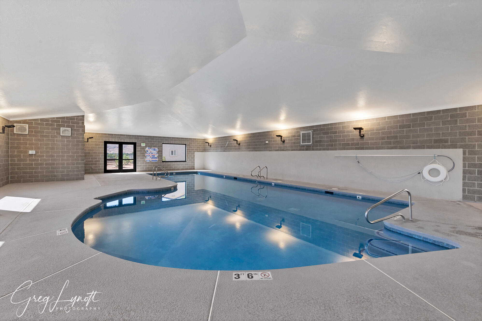 VINTAGE - Residential