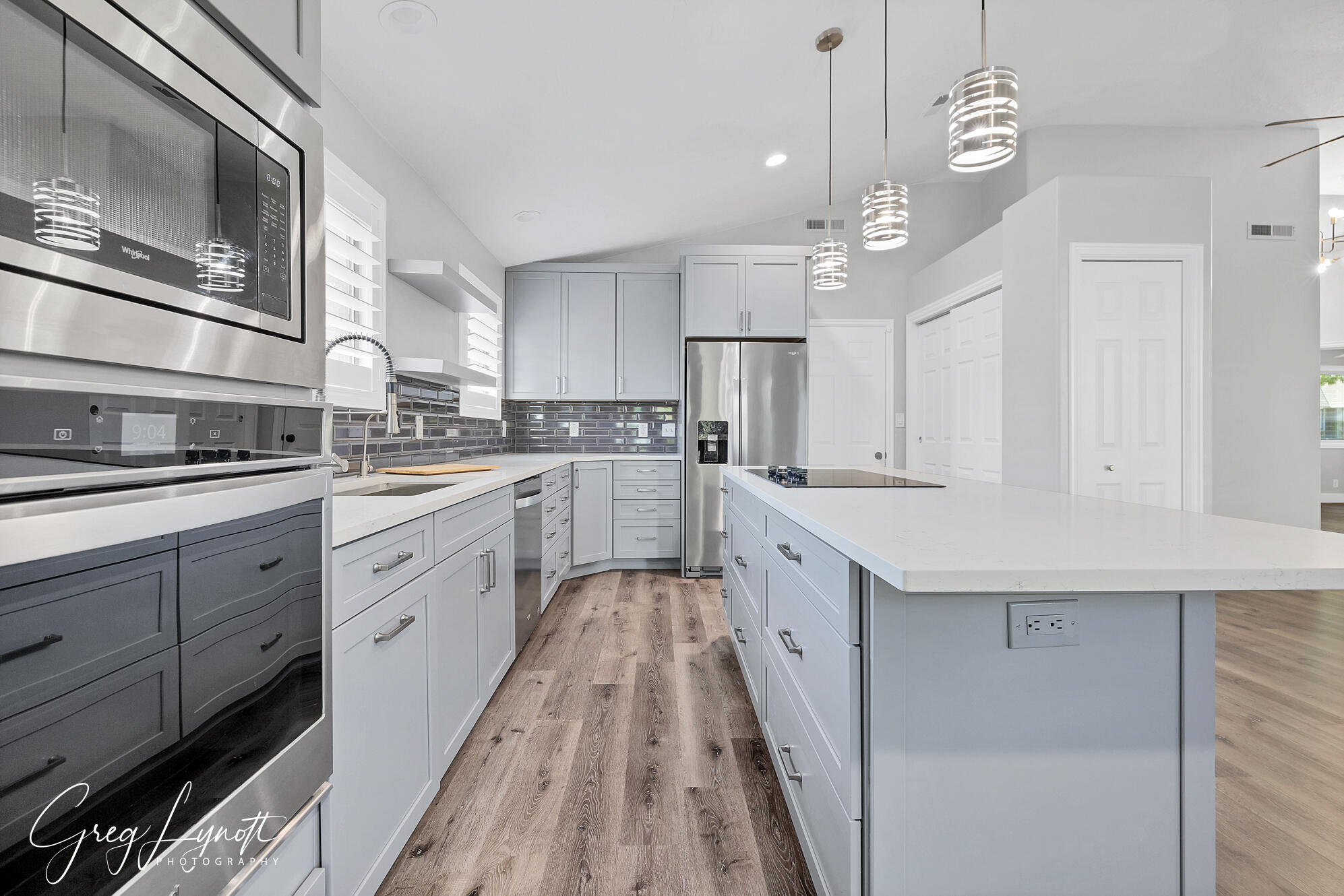 VINTAGE - Residential